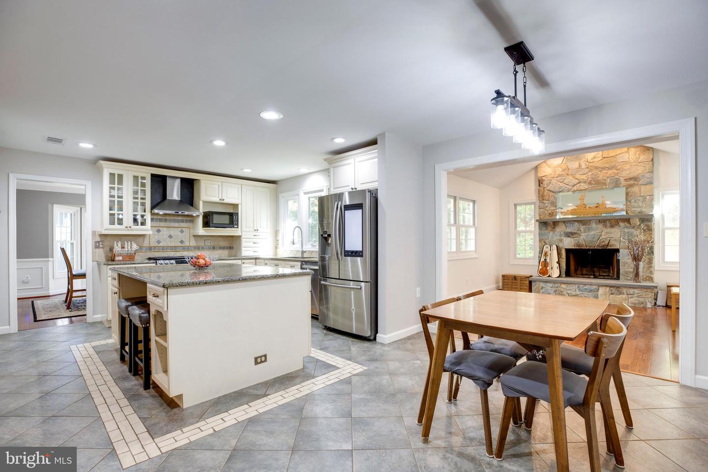 6305 BARSKY CT, FAIRFAX STATION, Virginia 22039, 4 Bedrooms Bedrooms, ,4 BathroomsBathrooms,Residential,For sale,6305 BARSKY CT,VAFX2275198 MLS # VAFX2275198 6305 BARSKY CT, FAIRFAX STATION, Virginia 22039, 4 Bedrooms Bedrooms, ,4 BathroomsBathrooms,Residential,For sale,6305 BARSKY CT,VAFX2275198 MLS # VAFX2275198