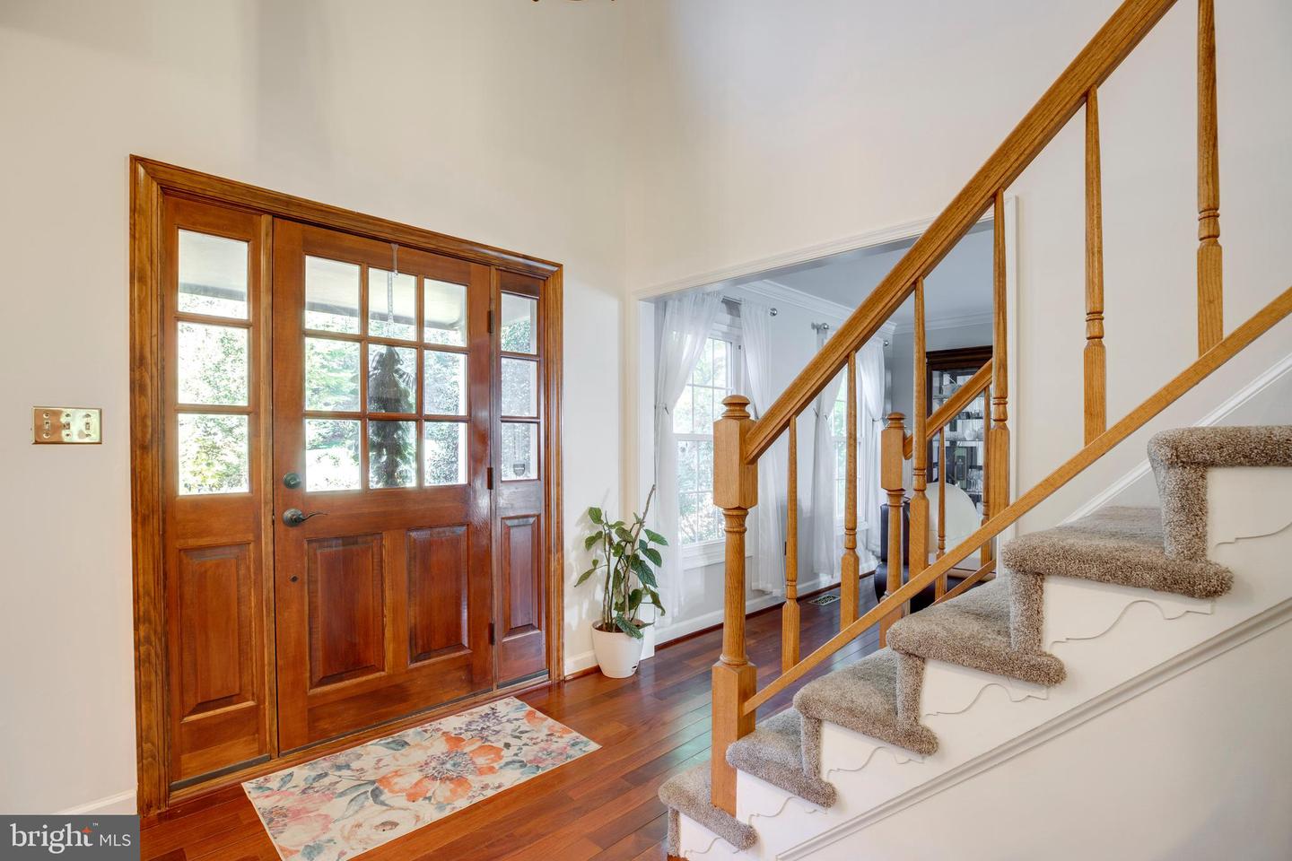 6305 BARSKY CT, FAIRFAX STATION, Virginia 22039, 4 Bedrooms Bedrooms, ,4 BathroomsBathrooms,Residential,For sale,6305 BARSKY CT,VAFX2275198 MLS # VAFX2275198 6305 BARSKY CT, FAIRFAX STATION, Virginia 22039, 4 Bedrooms Bedrooms, ,4 BathroomsBathrooms,Residential,For sale,6305 BARSKY CT,VAFX2275198 MLS # VAFX2275198