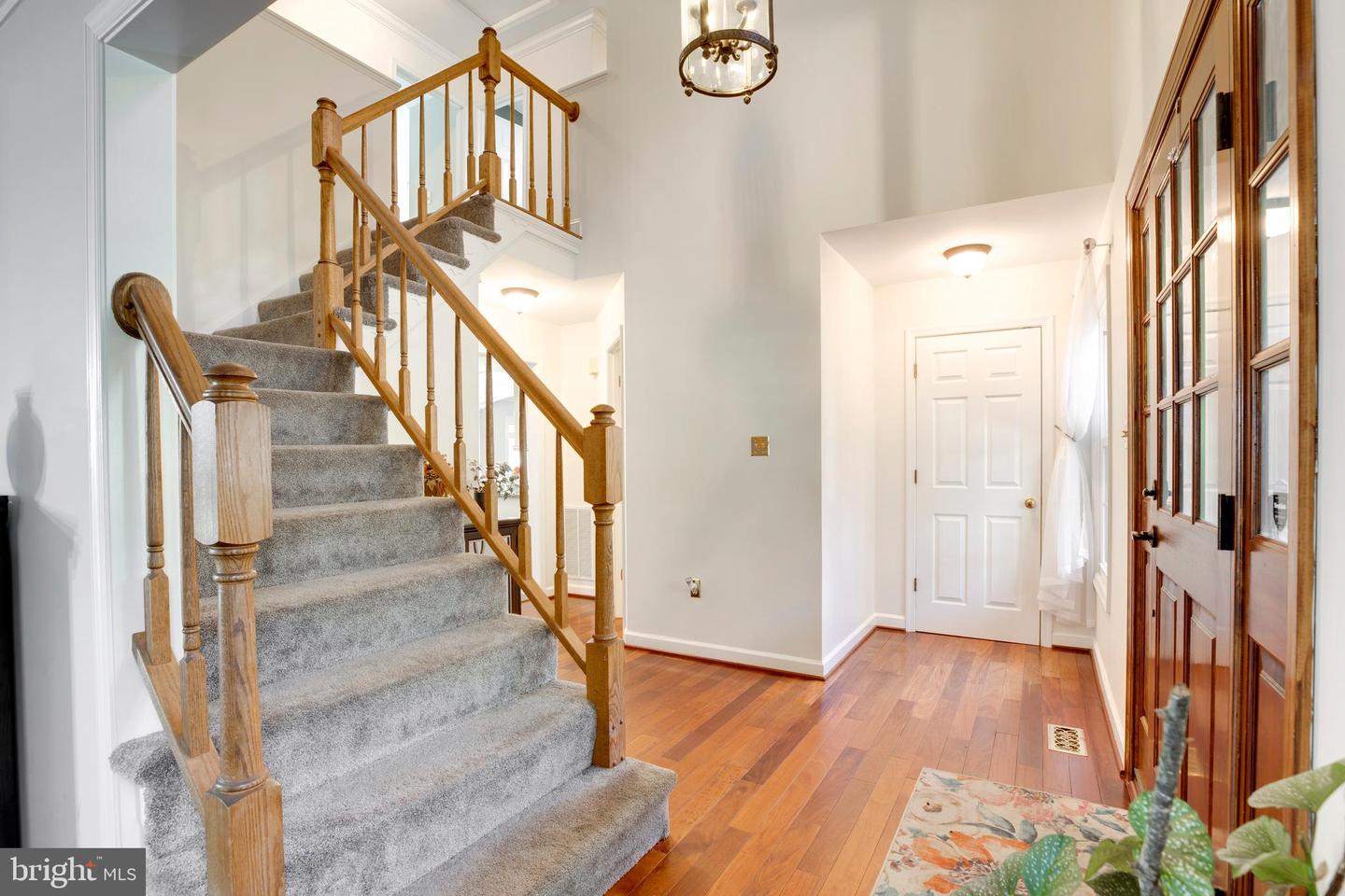 6305 BARSKY CT, FAIRFAX STATION, Virginia 22039, 4 Bedrooms Bedrooms, ,4 BathroomsBathrooms,Residential,For sale,6305 BARSKY CT,VAFX2275198 MLS # VAFX2275198 6305 BARSKY CT, FAIRFAX STATION, Virginia 22039, 4 Bedrooms Bedrooms, ,4 BathroomsBathrooms,Residential,For sale,6305 BARSKY CT,VAFX2275198 MLS # VAFX2275198