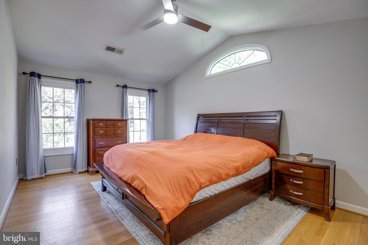 6305 BARSKY CT, FAIRFAX STATION, Virginia 22039, 4 Bedrooms Bedrooms, ,4 BathroomsBathrooms,Residential,For sale,6305 BARSKY CT,VAFX2275198 MLS # VAFX2275198 6305 BARSKY CT, FAIRFAX STATION, Virginia 22039, 4 Bedrooms Bedrooms, ,4 BathroomsBathrooms,Residential,For sale,6305 BARSKY CT,VAFX2275198 MLS # VAFX2275198