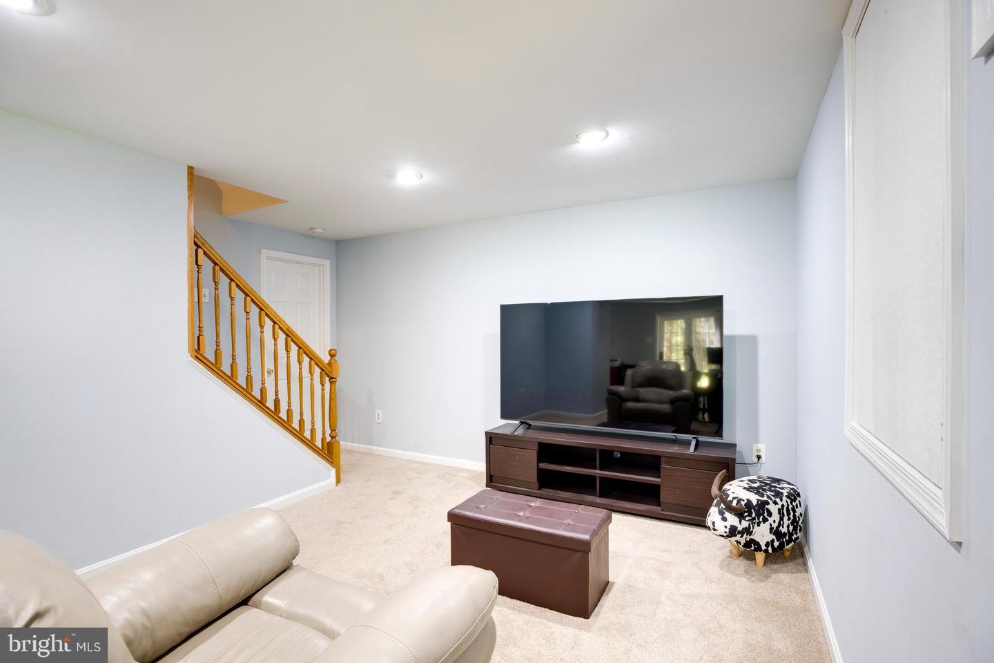 6305 BARSKY CT, FAIRFAX STATION, Virginia 22039, 4 Bedrooms Bedrooms, ,4 BathroomsBathrooms,Residential,For sale,6305 BARSKY CT,VAFX2275198 MLS # VAFX2275198 6305 BARSKY CT, FAIRFAX STATION, Virginia 22039, 4 Bedrooms Bedrooms, ,4 BathroomsBathrooms,Residential,For sale,6305 BARSKY CT,VAFX2275198 MLS # VAFX2275198