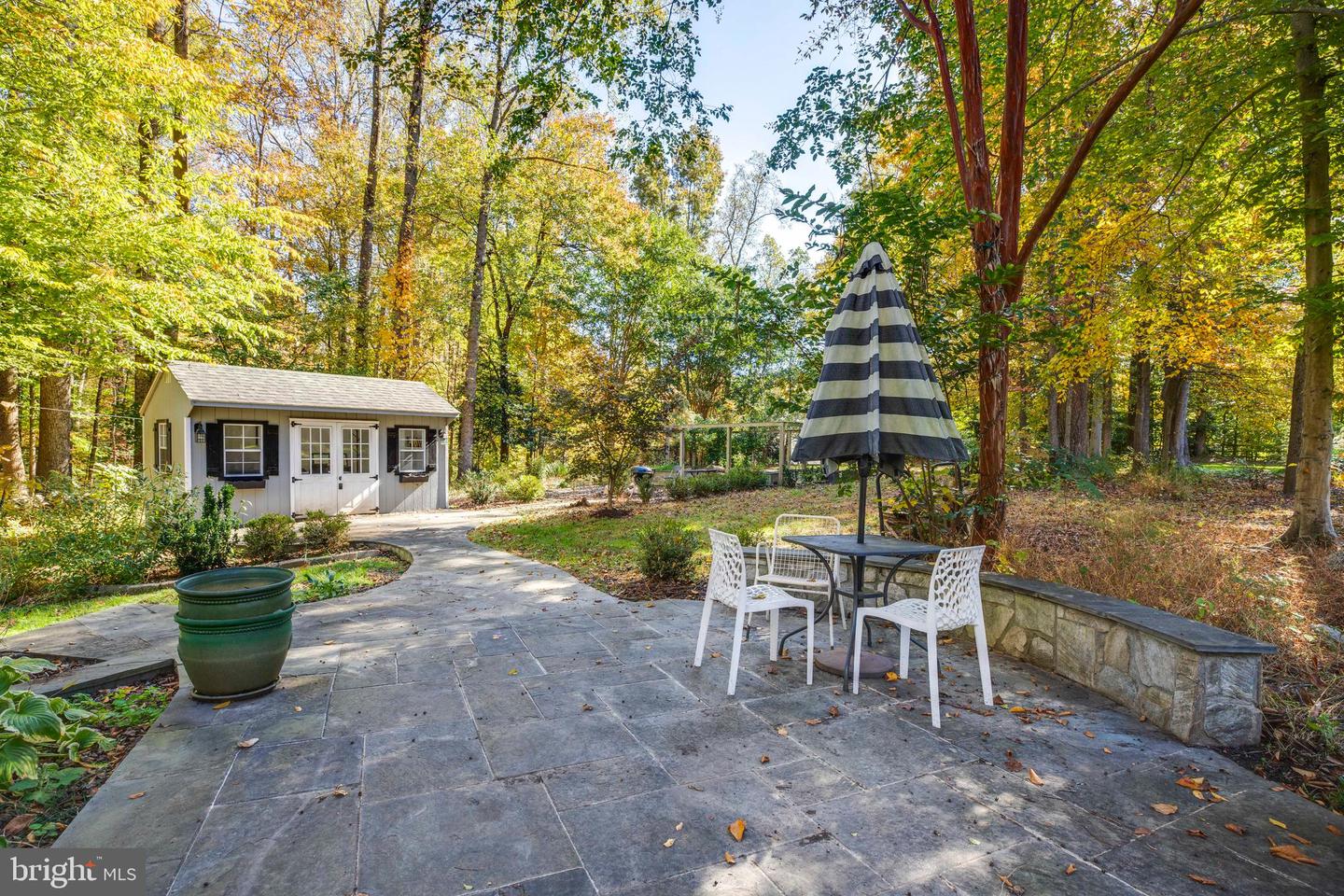 6305 BARSKY CT, FAIRFAX STATION, Virginia 22039, 4 Bedrooms Bedrooms, ,4 BathroomsBathrooms,Residential,For sale,6305 BARSKY CT,VAFX2275198 MLS # VAFX2275198 6305 BARSKY CT, FAIRFAX STATION, Virginia 22039, 4 Bedrooms Bedrooms, ,4 BathroomsBathrooms,Residential,For sale,6305 BARSKY CT,VAFX2275198 MLS # VAFX2275198
