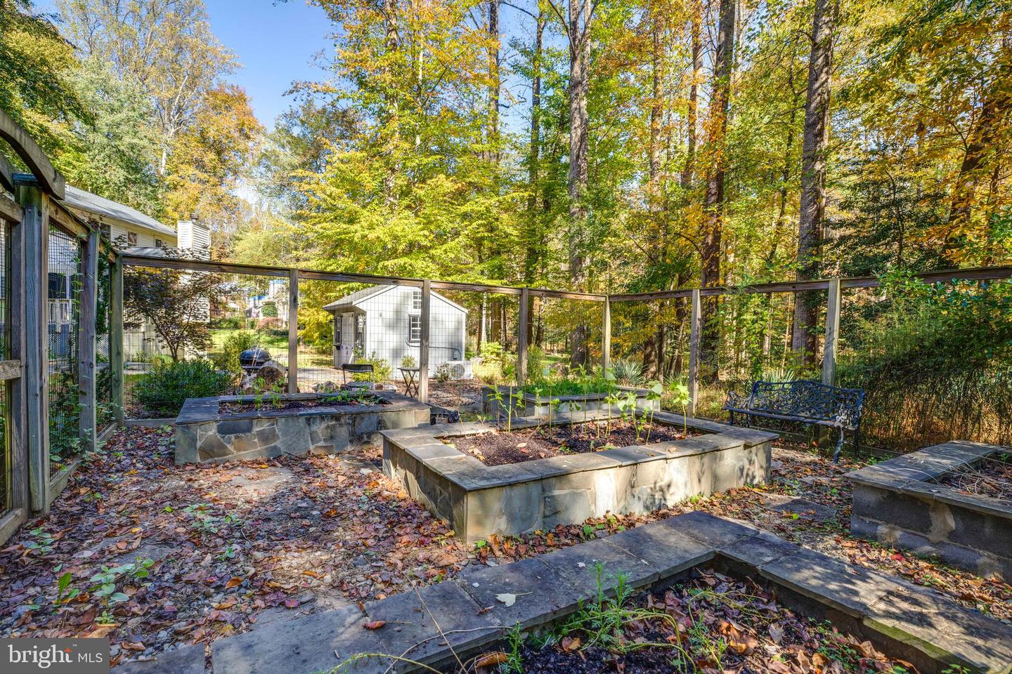 6305 BARSKY CT, FAIRFAX STATION, Virginia 22039, 4 Bedrooms Bedrooms, ,4 BathroomsBathrooms,Residential,For sale,6305 BARSKY CT,VAFX2275198 MLS # VAFX2275198 6305 BARSKY CT, FAIRFAX STATION, Virginia 22039, 4 Bedrooms Bedrooms, ,4 BathroomsBathrooms,Residential,For sale,6305 BARSKY CT,VAFX2275198 MLS # VAFX2275198