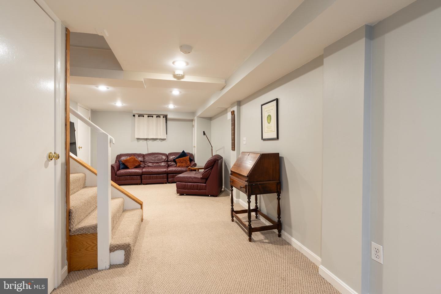 3051 LEGATION ST NW, WASHINGTON, District Of Columbia 20015, 3 Bedrooms Bedrooms, ,2 BathroomsBathrooms,Residential,For sale,3051 LEGATION ST NW,DCDC2227894 MLS # DCDC2227894 3051 LEGATION ST NW, WASHINGTON, District Of Columbia 20015, 3 Bedrooms Bedrooms, ,2 BathroomsBathrooms,Residential,For sale,3051 LEGATION ST NW,DCDC2227894 MLS # DCDC2227894