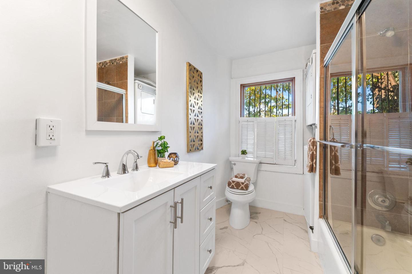 309 4TH ST NE, WASHINGTON, District Of Columbia 20002, 2 Bedrooms Bedrooms, ,1 BathroomBathrooms,Residential,For sale,309 4TH ST NE,DCDC2227976 MLS # DCDC2227976 309 4TH ST NE, WASHINGTON, District Of Columbia 20002, 2 Bedrooms Bedrooms, ,1 BathroomBathrooms,Residential,For sale,309 4TH ST NE,DCDC2227976 MLS # DCDC2227976