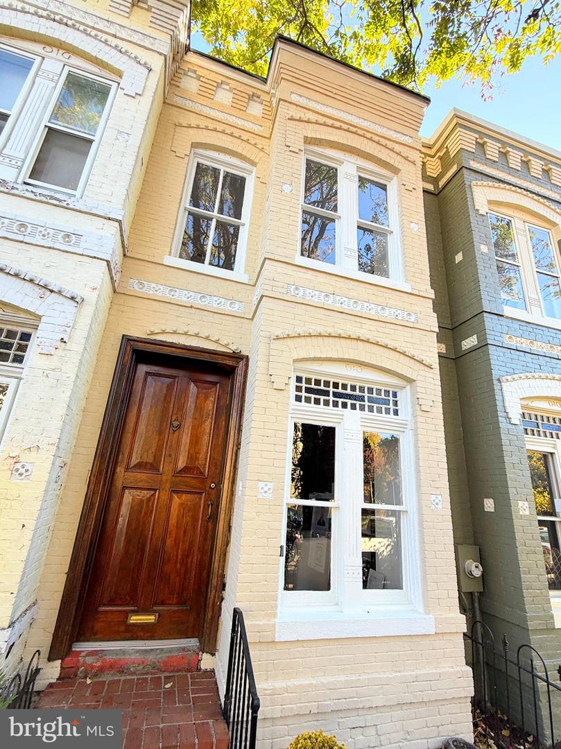 309 4TH ST NE, WASHINGTON, District Of Columbia 20002, 2 Bedrooms Bedrooms, ,1 BathroomBathrooms,Residential,For sale,309 4TH ST NE,DCDC2227976 MLS # DCDC2227976 309 4TH ST NE, WASHINGTON, District Of Columbia 20002, 2 Bedrooms Bedrooms, ,1 BathroomBathrooms,Residential,For sale,309 4TH ST NE,DCDC2227976 MLS # DCDC2227976