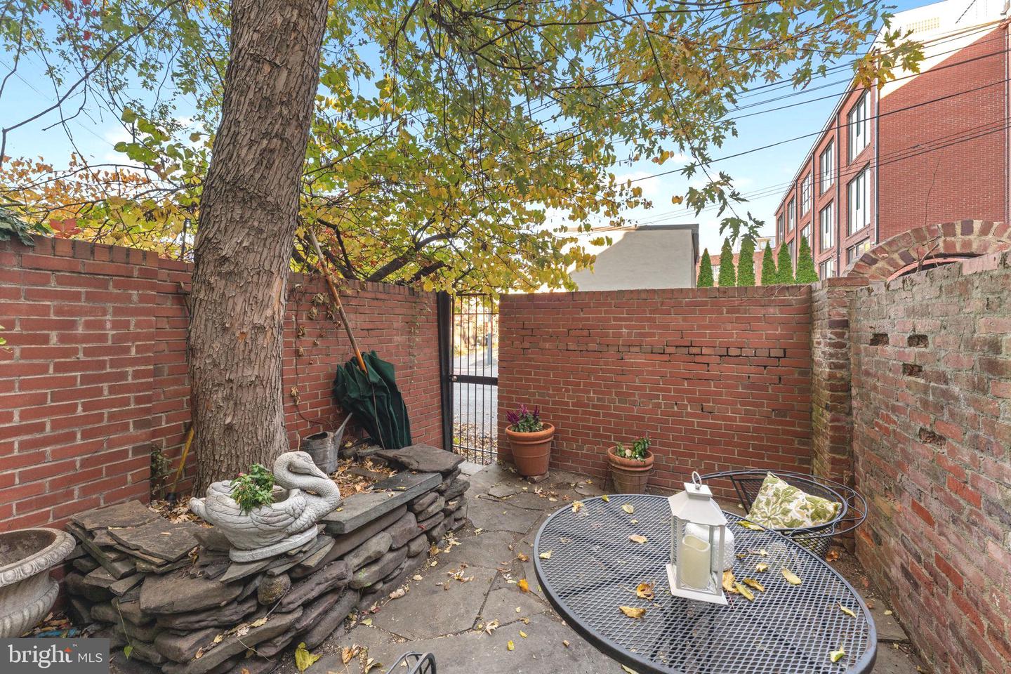 309 4TH ST NE, WASHINGTON, District Of Columbia 20002, 2 Bedrooms Bedrooms, ,1 BathroomBathrooms,Residential,For sale,309 4TH ST NE,DCDC2227976 MLS # DCDC2227976 309 4TH ST NE, WASHINGTON, District Of Columbia 20002, 2 Bedrooms Bedrooms, ,1 BathroomBathrooms,Residential,For sale,309 4TH ST NE,DCDC2227976 MLS # DCDC2227976