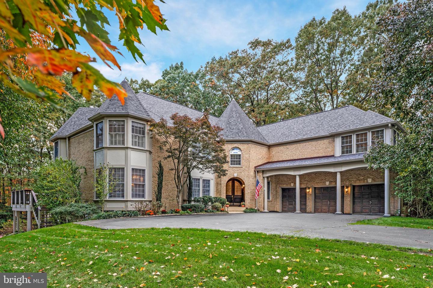 6507 BURKE WOODS DR, BURKE, Virginia 22015, 5 Bedrooms Bedrooms, ,5 BathroomsBathrooms,Residential,For sale,6507 BURKE WOODS DR,VAFX2275470 MLS # VAFX2275470 6507 BURKE WOODS DR, BURKE, Virginia 22015, 5 Bedrooms Bedrooms, ,5 BathroomsBathrooms,Residential,For sale,6507 BURKE WOODS DR,VAFX2275470 MLS # VAFX2275470