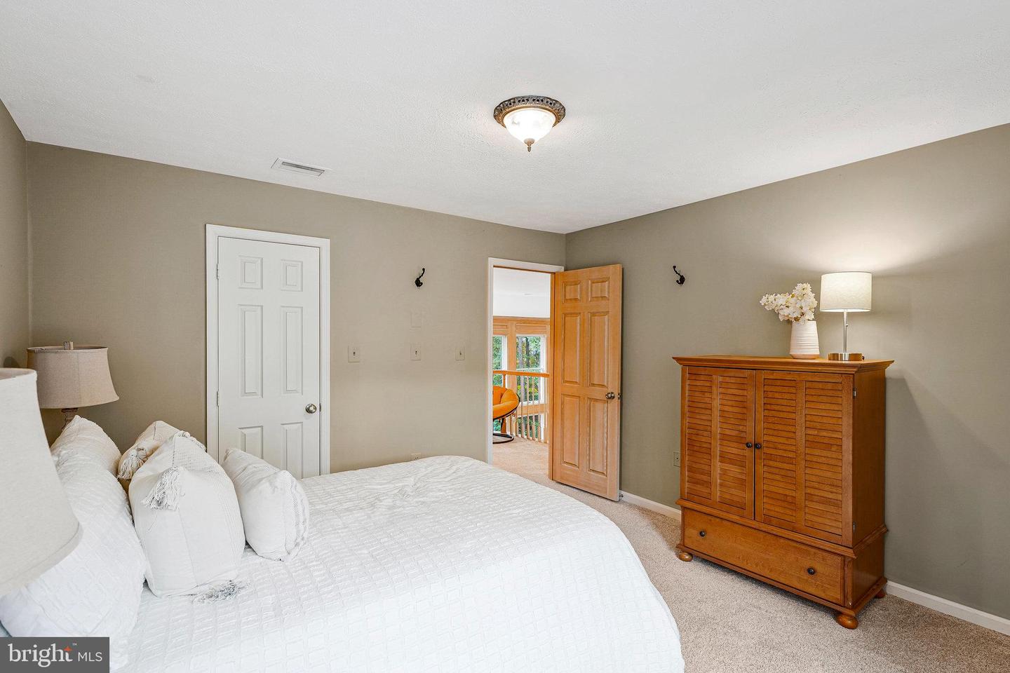 6507 BURKE WOODS DR, BURKE, Virginia 22015, 5 Bedrooms Bedrooms, ,5 BathroomsBathrooms,Residential,For sale,6507 BURKE WOODS DR,VAFX2275470 MLS # VAFX2275470 6507 BURKE WOODS DR, BURKE, Virginia 22015, 5 Bedrooms Bedrooms, ,5 BathroomsBathrooms,Residential,For sale,6507 BURKE WOODS DR,VAFX2275470 MLS # VAFX2275470