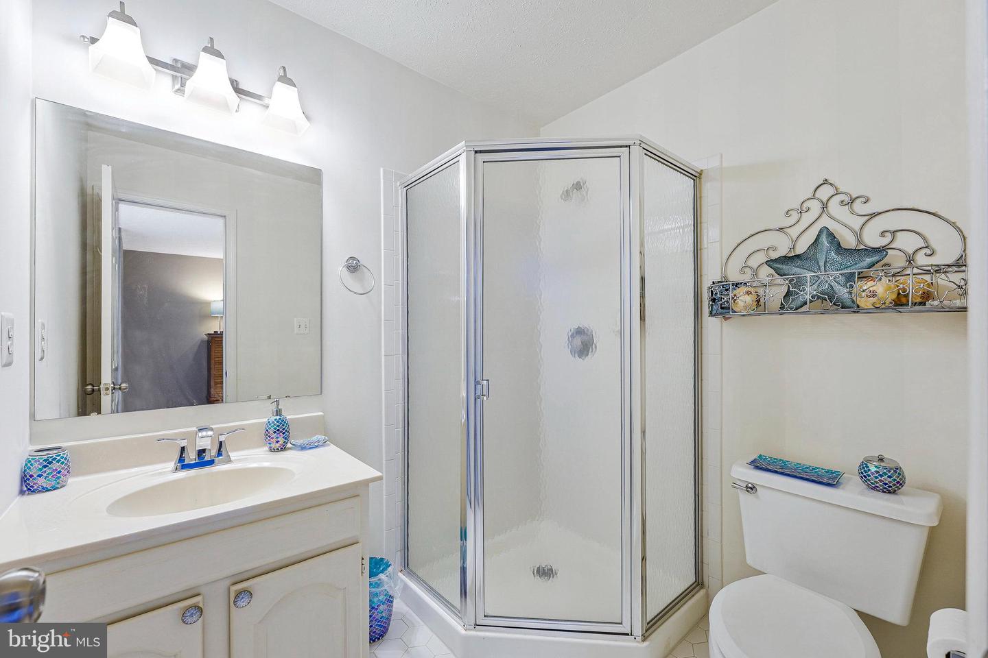6507 BURKE WOODS DR, BURKE, Virginia 22015, 5 Bedrooms Bedrooms, ,5 BathroomsBathrooms,Residential,For sale,6507 BURKE WOODS DR,VAFX2275470 MLS # VAFX2275470 6507 BURKE WOODS DR, BURKE, Virginia 22015, 5 Bedrooms Bedrooms, ,5 BathroomsBathrooms,Residential,For sale,6507 BURKE WOODS DR,VAFX2275470 MLS # VAFX2275470
