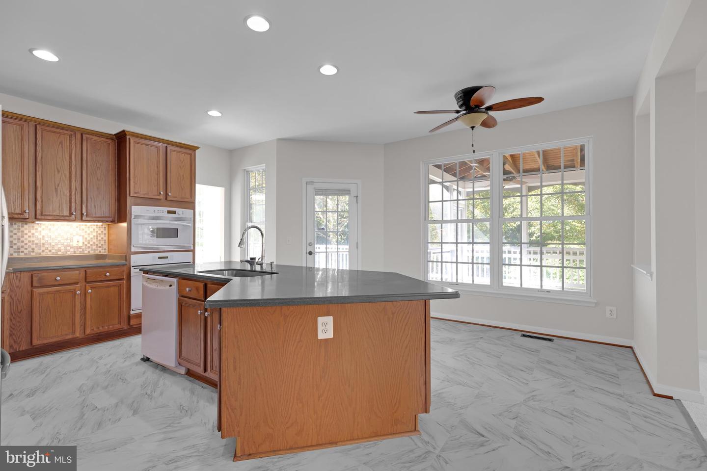 8566 BRICKSHIRE LN, MANASSAS, Virginia 20112, 4 Bedrooms Bedrooms, ,3 BathroomsBathrooms,Residential,For sale,8566 BRICKSHIRE LN,VAPW2106384 MLS # VAPW2106384