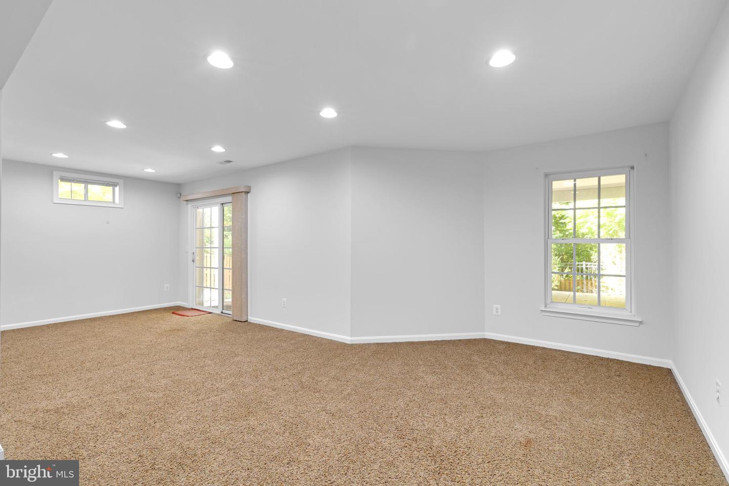 8566 BRICKSHIRE LN, MANASSAS, Virginia 20112, 4 Bedrooms Bedrooms, ,3 BathroomsBathrooms,Residential,For sale,8566 BRICKSHIRE LN,VAPW2106384 MLS # VAPW2106384