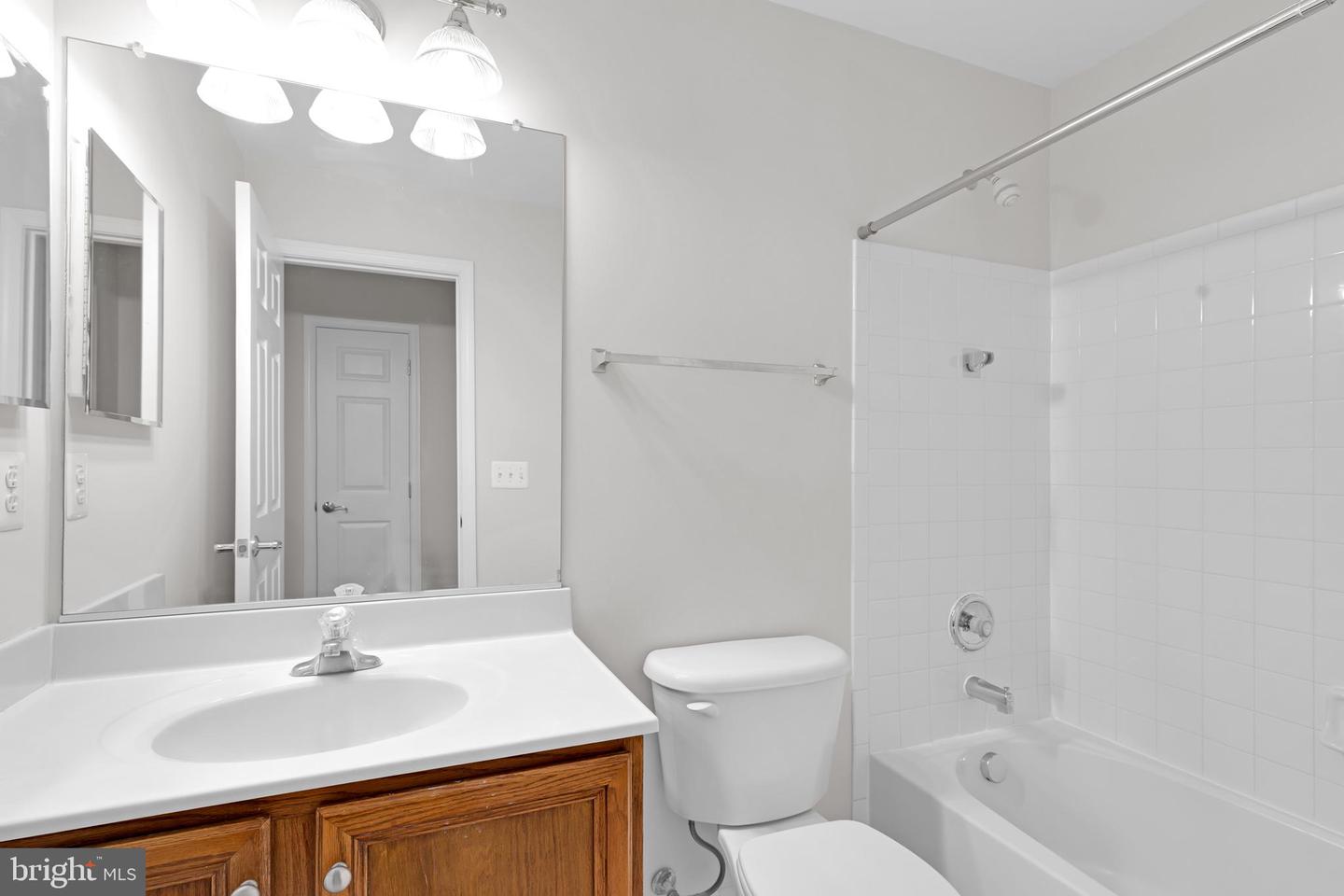 8566 BRICKSHIRE LN, MANASSAS, Virginia 20112, 4 Bedrooms Bedrooms, ,3 BathroomsBathrooms,Residential,For sale,8566 BRICKSHIRE LN,VAPW2106384 MLS # VAPW2106384