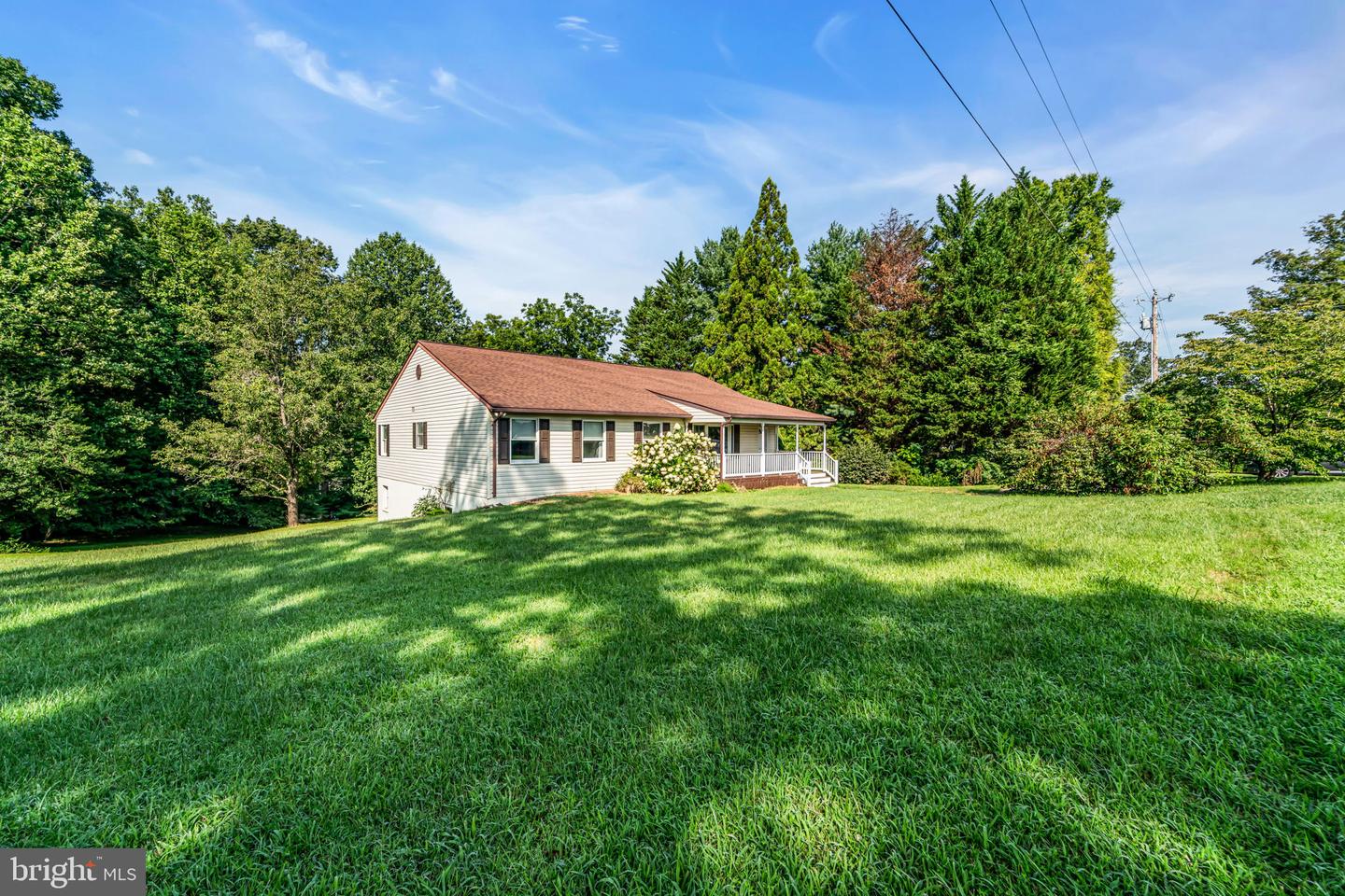 10696 MOORE DR, MANASSAS, Virginia 20111, 5 Bedrooms Bedrooms, ,3 BathroomsBathrooms,Residential,For sale,10696 MOORE DR,VAPW2106388 MLS # VAPW2106388 10696 MOORE DR, MANASSAS, Virginia 20111, 5 Bedrooms Bedrooms, ,3 BathroomsBathrooms,Residential,For sale,10696 MOORE DR,VAPW2106388 MLS # VAPW2106388