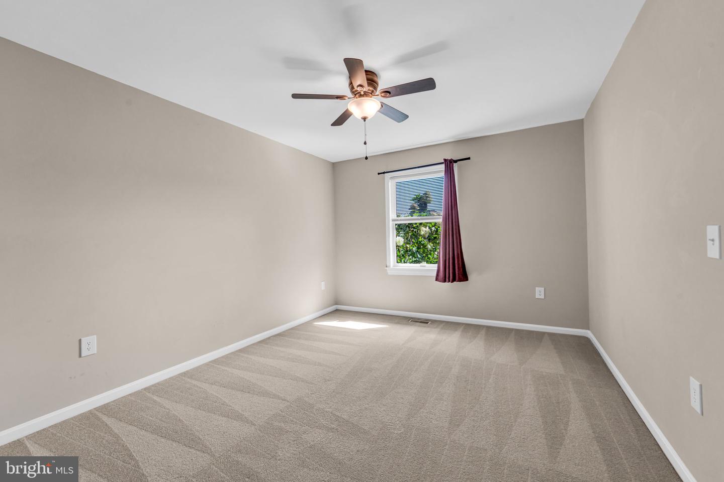 10696 MOORE DR, MANASSAS, Virginia 20111, 5 Bedrooms Bedrooms, ,3 BathroomsBathrooms,Residential,For sale,10696 MOORE DR,VAPW2106388 MLS # VAPW2106388 10696 MOORE DR, MANASSAS, Virginia 20111, 5 Bedrooms Bedrooms, ,3 BathroomsBathrooms,Residential,For sale,10696 MOORE DR,VAPW2106388 MLS # VAPW2106388