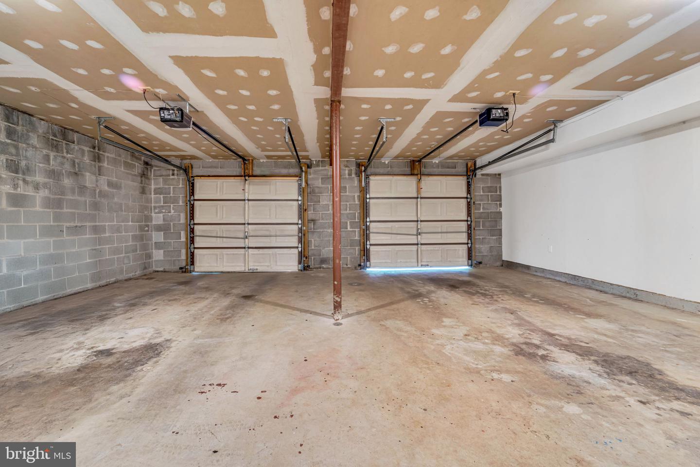 10696 MOORE DR, MANASSAS, Virginia 20111, 5 Bedrooms Bedrooms, ,3 BathroomsBathrooms,Residential,For sale,10696 MOORE DR,VAPW2106388 MLS # VAPW2106388 10696 MOORE DR, MANASSAS, Virginia 20111, 5 Bedrooms Bedrooms, ,3 BathroomsBathrooms,Residential,For sale,10696 MOORE DR,VAPW2106388 MLS # VAPW2106388