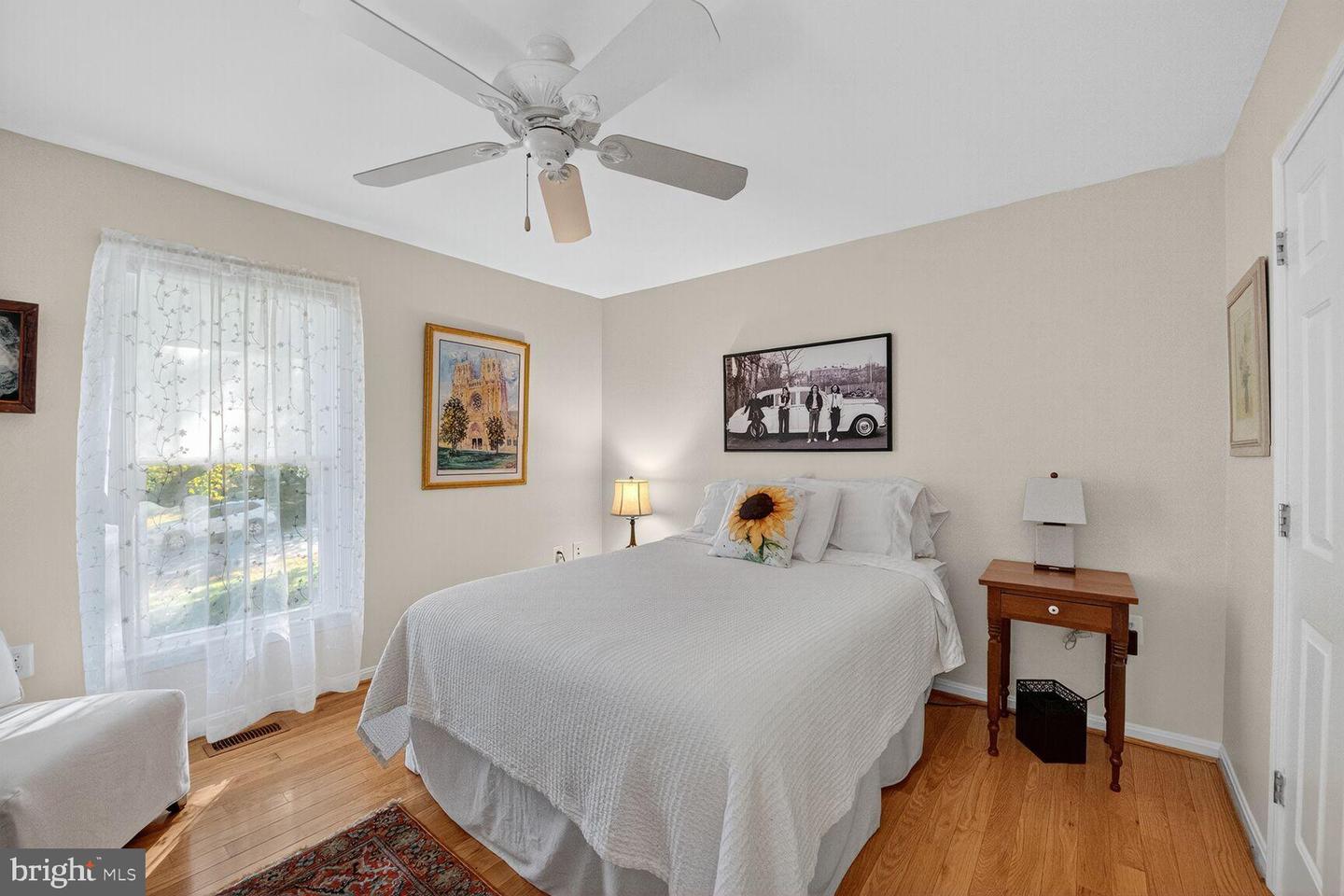 35570 SASSAFRAS DR, ROUND HILL, Virginia 20141, 3 Bedrooms Bedrooms, 5 Rooms Rooms,2 BathroomsBathrooms,Residential,For sale,35570 SASSAFRAS DR,VALO2109350 MLS # VALO2109350