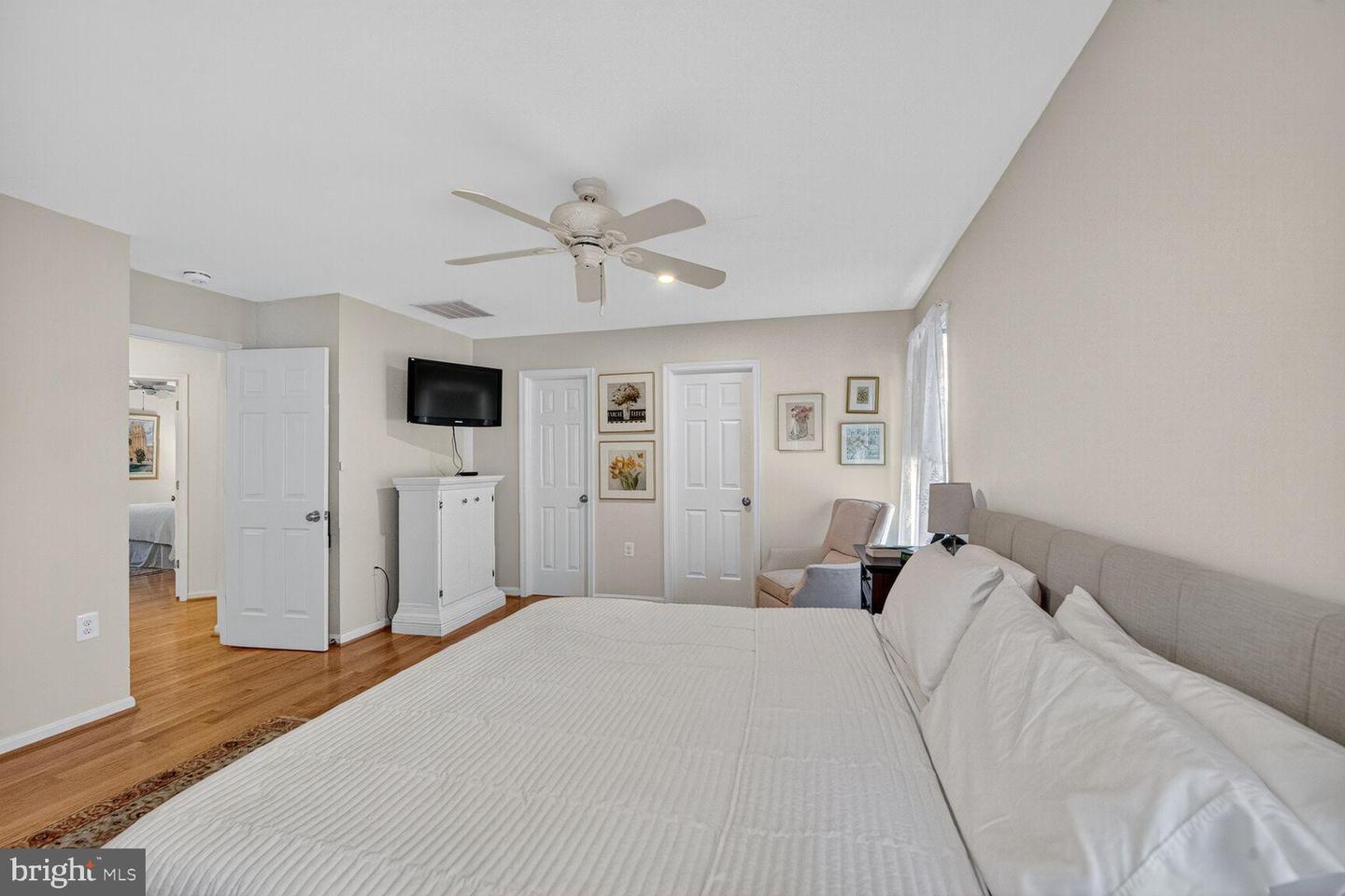 35570 SASSAFRAS DR, ROUND HILL, Virginia 20141, 3 Bedrooms Bedrooms, 5 Rooms Rooms,2 BathroomsBathrooms,Residential,For sale,35570 SASSAFRAS DR,VALO2109350 MLS # VALO2109350