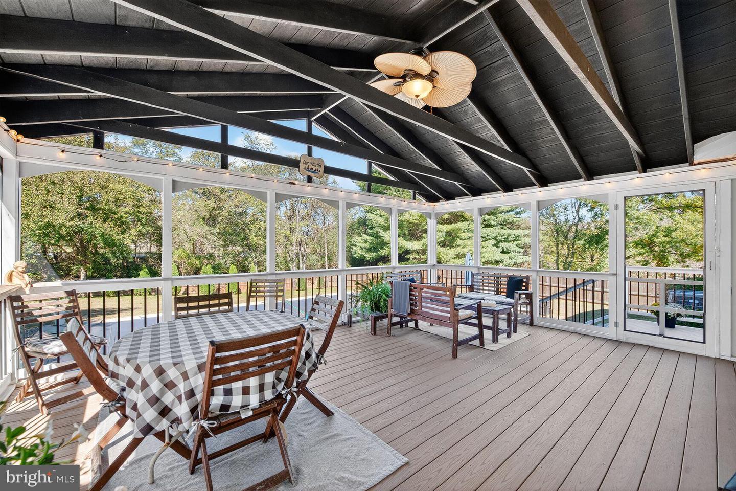 35570 SASSAFRAS DR, ROUND HILL, Virginia 20141, 3 Bedrooms Bedrooms, 5 Rooms Rooms,2 BathroomsBathrooms,Residential,For sale,35570 SASSAFRAS DR,VALO2109350 MLS # VALO2109350
