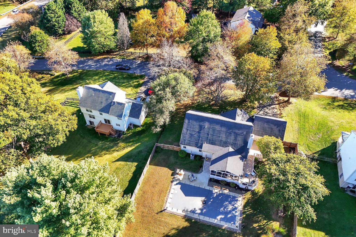 35570 SASSAFRAS DR, ROUND HILL, Virginia 20141, 3 Bedrooms Bedrooms, 5 Rooms Rooms,2 BathroomsBathrooms,Residential,For sale,35570 SASSAFRAS DR,VALO2109350 MLS # VALO2109350