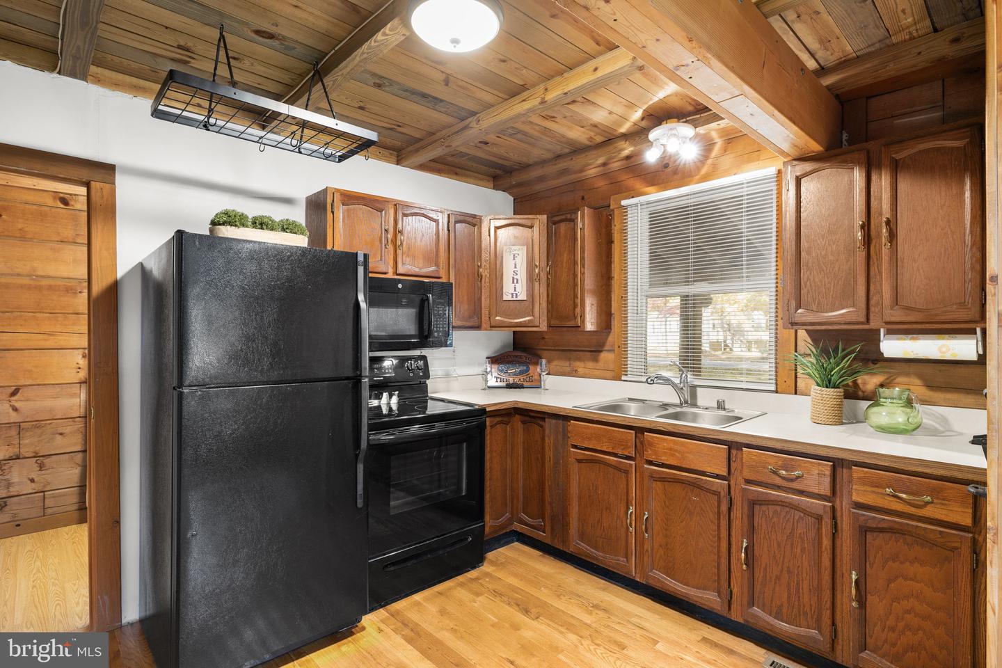 15404 DRUMMERS LN, ORANGE, Virginia 22960, 2 Bedrooms Bedrooms, ,1 BathroomBathrooms,Residential,For sale,15404 DRUMMERS LN,VASP2037090 MLS # VASP2037090 15404 DRUMMERS LN, ORANGE, Virginia 22960, 2 Bedrooms Bedrooms, ,1 BathroomBathrooms,Residential,For sale,15404 DRUMMERS LN,VASP2037090 MLS # VASP2037090