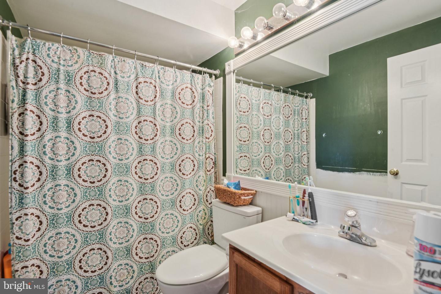 9101 SAINSBURY CT, BRISTOW, Virginia 20136, 5 Bedrooms Bedrooms, ,3 BathroomsBathrooms,Residential,For sale,9101 SAINSBURY CT,VAPW2106428 MLS # VAPW2106428 9101 SAINSBURY CT, BRISTOW, Virginia 20136, 5 Bedrooms Bedrooms, ,3 BathroomsBathrooms,Residential,For sale,9101 SAINSBURY CT,VAPW2106428 MLS # VAPW2106428