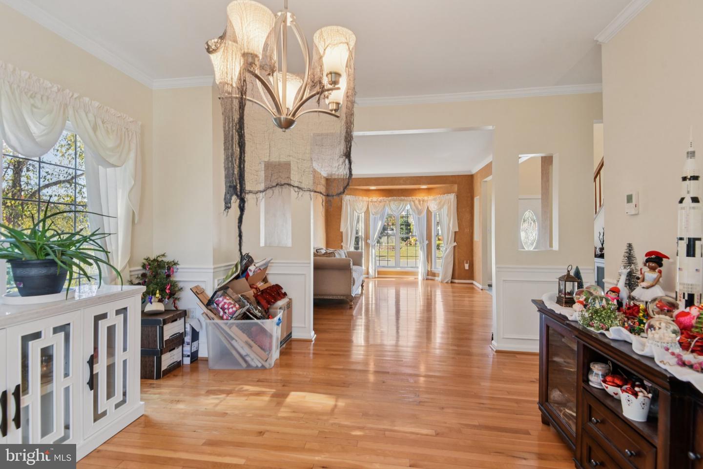 9101 SAINSBURY CT, BRISTOW, Virginia 20136, 5 Bedrooms Bedrooms, ,3 BathroomsBathrooms,Residential,For sale,9101 SAINSBURY CT,VAPW2106428 MLS # VAPW2106428 9101 SAINSBURY CT, BRISTOW, Virginia 20136, 5 Bedrooms Bedrooms, ,3 BathroomsBathrooms,Residential,For sale,9101 SAINSBURY CT,VAPW2106428 MLS # VAPW2106428