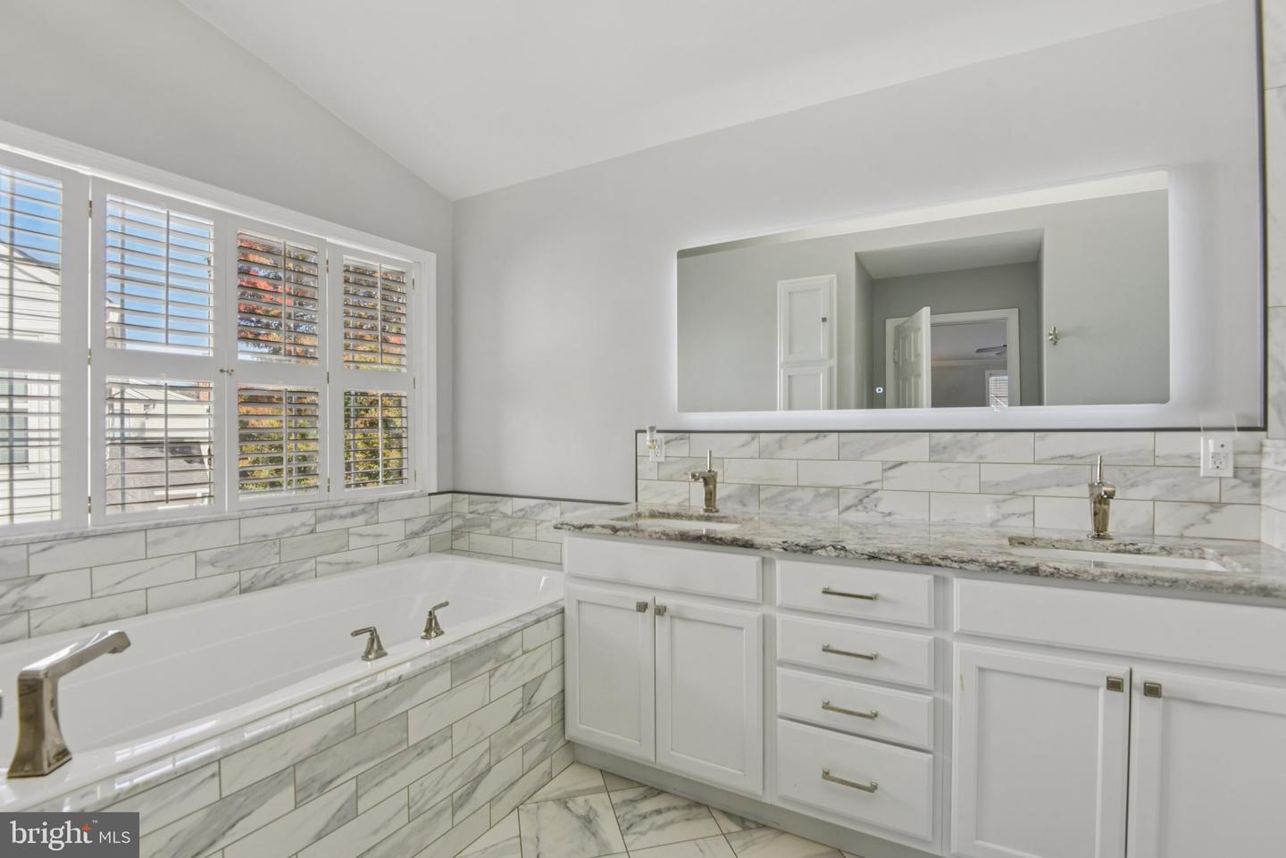 9101 SAINSBURY CT, BRISTOW, Virginia 20136, 5 Bedrooms Bedrooms, ,3 BathroomsBathrooms,Residential,For sale,9101 SAINSBURY CT,VAPW2106428 MLS # VAPW2106428 9101 SAINSBURY CT, BRISTOW, Virginia 20136, 5 Bedrooms Bedrooms, ,3 BathroomsBathrooms,Residential,For sale,9101 SAINSBURY CT,VAPW2106428 MLS # VAPW2106428
