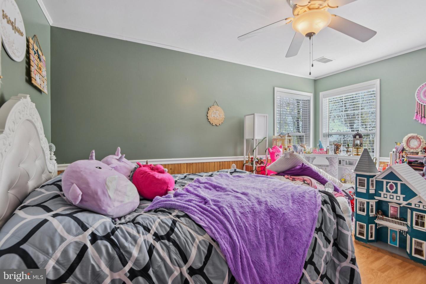 9101 SAINSBURY CT, BRISTOW, Virginia 20136, 5 Bedrooms Bedrooms, ,3 BathroomsBathrooms,Residential,For sale,9101 SAINSBURY CT,VAPW2106428 MLS # VAPW2106428 9101 SAINSBURY CT, BRISTOW, Virginia 20136, 5 Bedrooms Bedrooms, ,3 BathroomsBathrooms,Residential,For sale,9101 SAINSBURY CT,VAPW2106428 MLS # VAPW2106428
