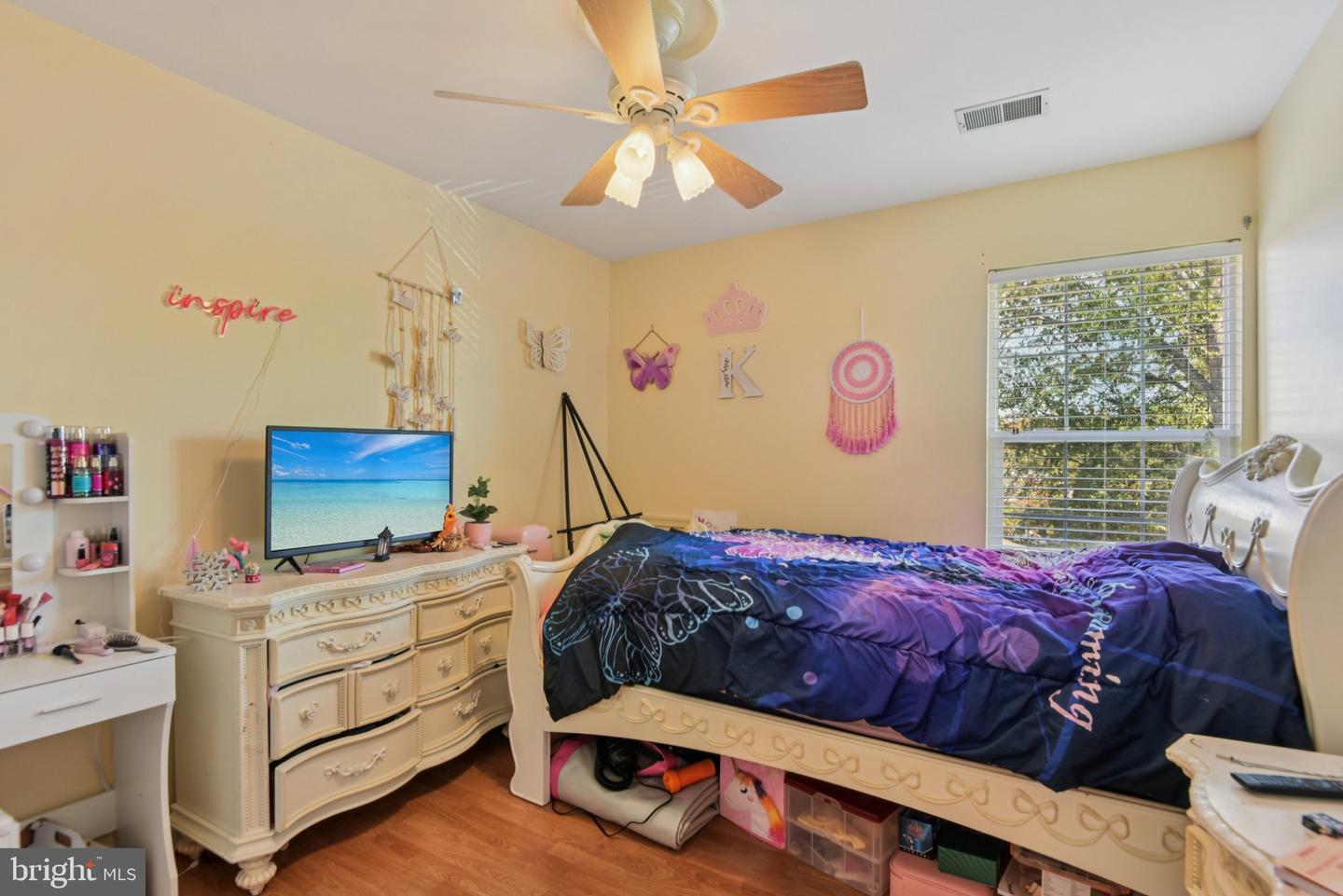 9101 SAINSBURY CT, BRISTOW, Virginia 20136, 5 Bedrooms Bedrooms, ,3 BathroomsBathrooms,Residential,For sale,9101 SAINSBURY CT,VAPW2106428 MLS # VAPW2106428 9101 SAINSBURY CT, BRISTOW, Virginia 20136, 5 Bedrooms Bedrooms, ,3 BathroomsBathrooms,Residential,For sale,9101 SAINSBURY CT,VAPW2106428 MLS # VAPW2106428