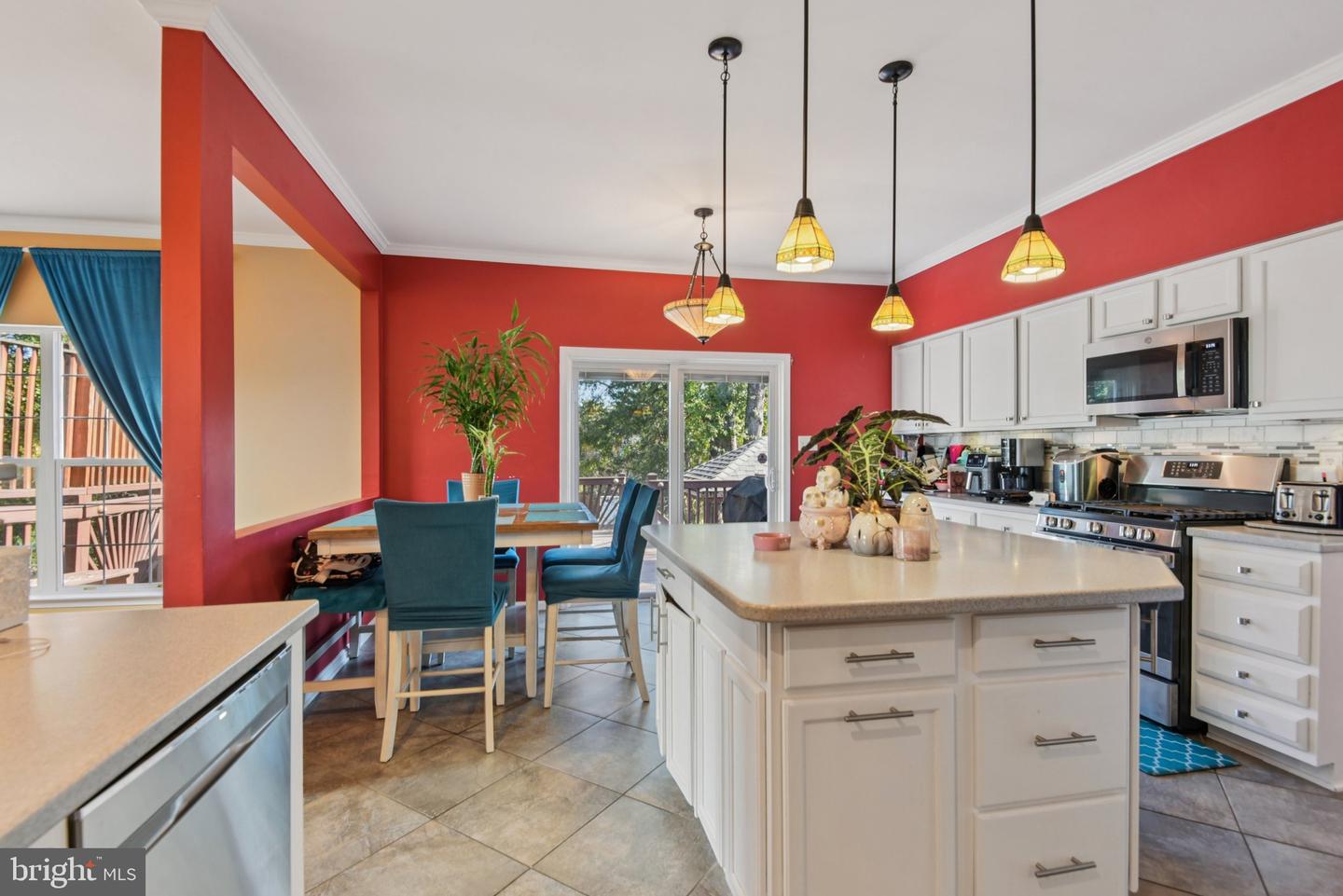 9101 SAINSBURY CT, BRISTOW, Virginia 20136, 5 Bedrooms Bedrooms, ,3 BathroomsBathrooms,Residential,For sale,9101 SAINSBURY CT,VAPW2106428 MLS # VAPW2106428 9101 SAINSBURY CT, BRISTOW, Virginia 20136, 5 Bedrooms Bedrooms, ,3 BathroomsBathrooms,Residential,For sale,9101 SAINSBURY CT,VAPW2106428 MLS # VAPW2106428