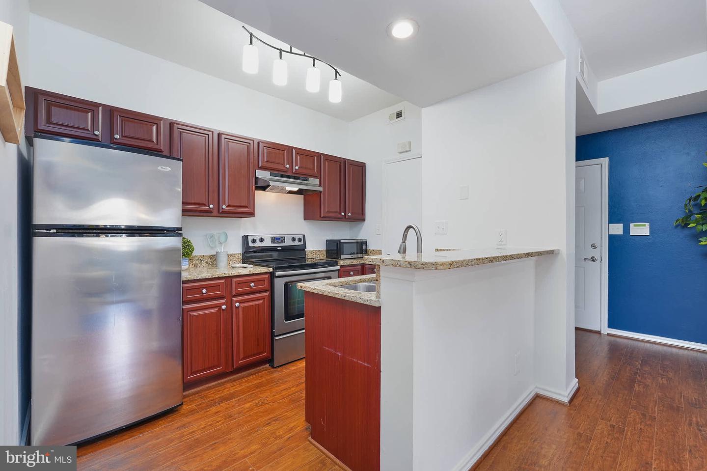 3922 PENDERVIEW DR #305, FAIRFAX, Virginia 22033, 1 Bedroom Bedrooms, ,1 BathroomBathrooms,Residential,For sale,3922 PENDERVIEW DR #305,VAFX2275460 MLS # VAFX2275460 3922 PENDERVIEW DR #305, FAIRFAX, Virginia 22033, 1 Bedroom Bedrooms, ,1 BathroomBathrooms,Residential,For sale,3922 PENDERVIEW DR #305,VAFX2275460 MLS # VAFX2275460