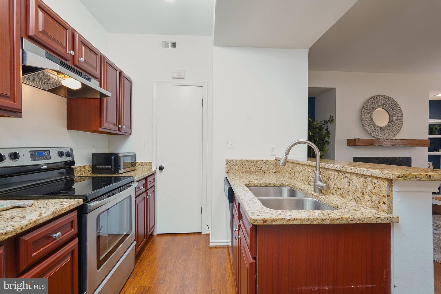 3922 PENDERVIEW DR #305, FAIRFAX, Virginia 22033, 1 Bedroom Bedrooms, ,1 BathroomBathrooms,Residential,For sale,3922 PENDERVIEW DR #305,VAFX2275460 MLS # VAFX2275460 3922 PENDERVIEW DR #305, FAIRFAX, Virginia 22033, 1 Bedroom Bedrooms, ,1 BathroomBathrooms,Residential,For sale,3922 PENDERVIEW DR #305,VAFX2275460 MLS # VAFX2275460