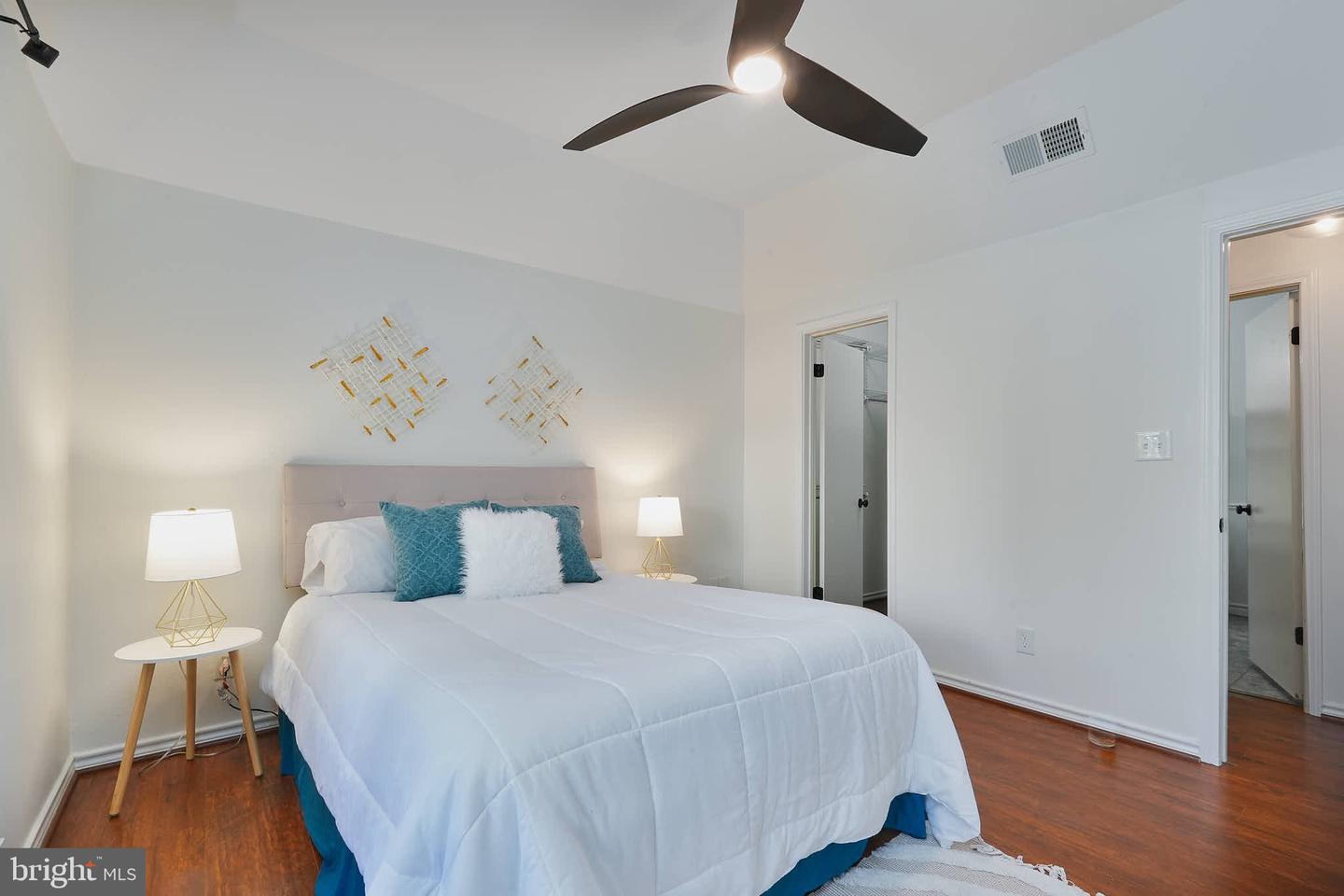 3922 PENDERVIEW DR #305, FAIRFAX, Virginia 22033, 1 Bedroom Bedrooms, ,1 BathroomBathrooms,Residential,For sale,3922 PENDERVIEW DR #305,VAFX2275460 MLS # VAFX2275460 3922 PENDERVIEW DR #305, FAIRFAX, Virginia 22033, 1 Bedroom Bedrooms, ,1 BathroomBathrooms,Residential,For sale,3922 PENDERVIEW DR #305,VAFX2275460 MLS # VAFX2275460