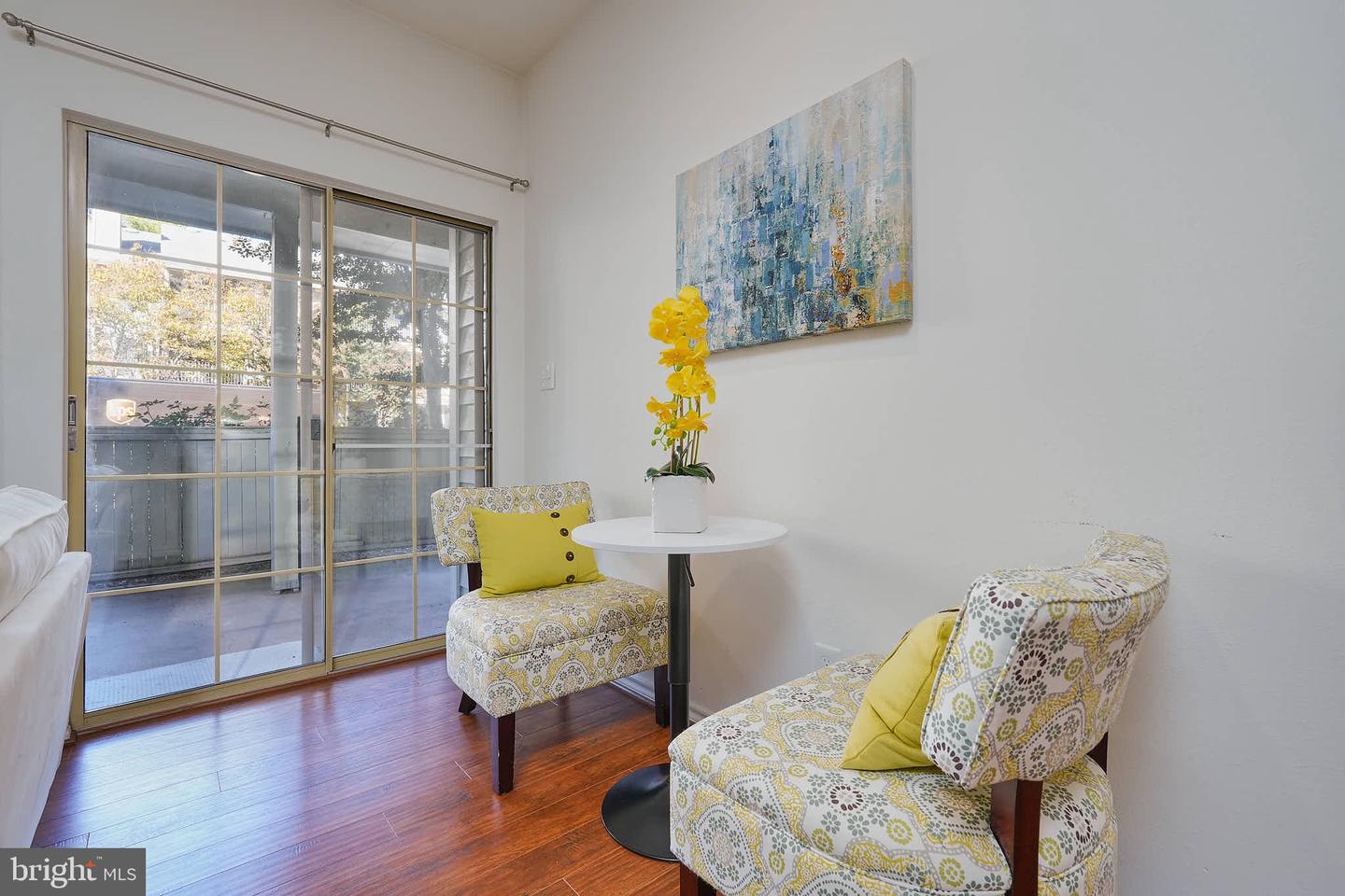 3922 PENDERVIEW DR #305, FAIRFAX, Virginia 22033, 1 Bedroom Bedrooms, ,1 BathroomBathrooms,Residential,For sale,3922 PENDERVIEW DR #305,VAFX2275460 MLS # VAFX2275460 3922 PENDERVIEW DR #305, FAIRFAX, Virginia 22033, 1 Bedroom Bedrooms, ,1 BathroomBathrooms,Residential,For sale,3922 PENDERVIEW DR #305,VAFX2275460 MLS # VAFX2275460