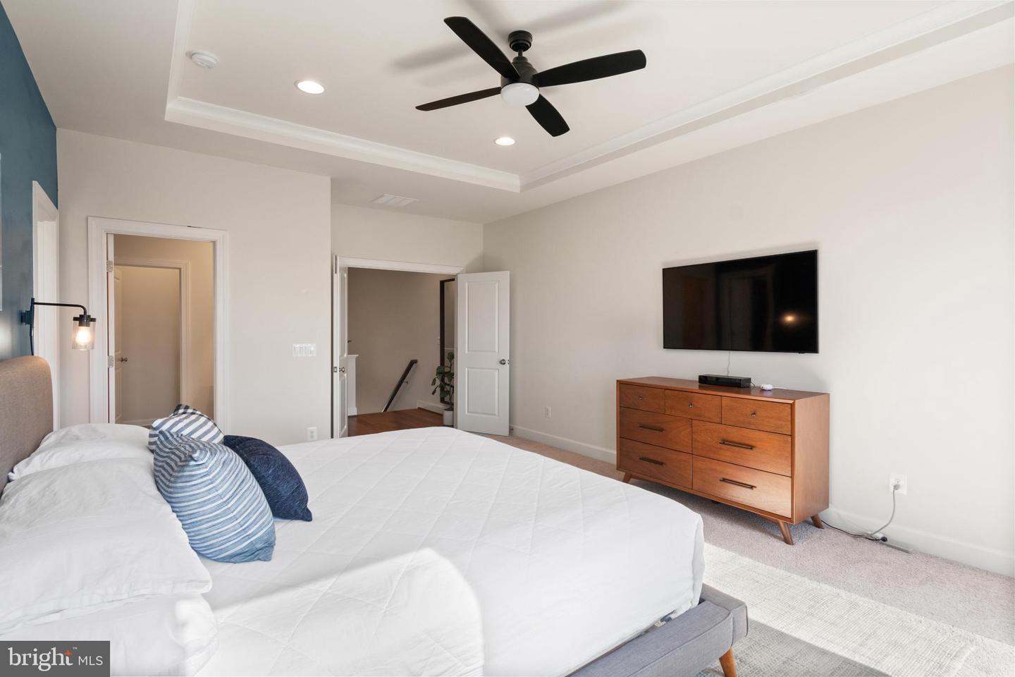 20287 SAVIN HILL DR, ASHBURN, Virginia 20147, 4 Bedrooms Bedrooms, 14 Rooms Rooms,3 BathroomsBathrooms,Residential,For sale,20287 SAVIN HILL DR,VALO2109374 MLS # VALO2109374