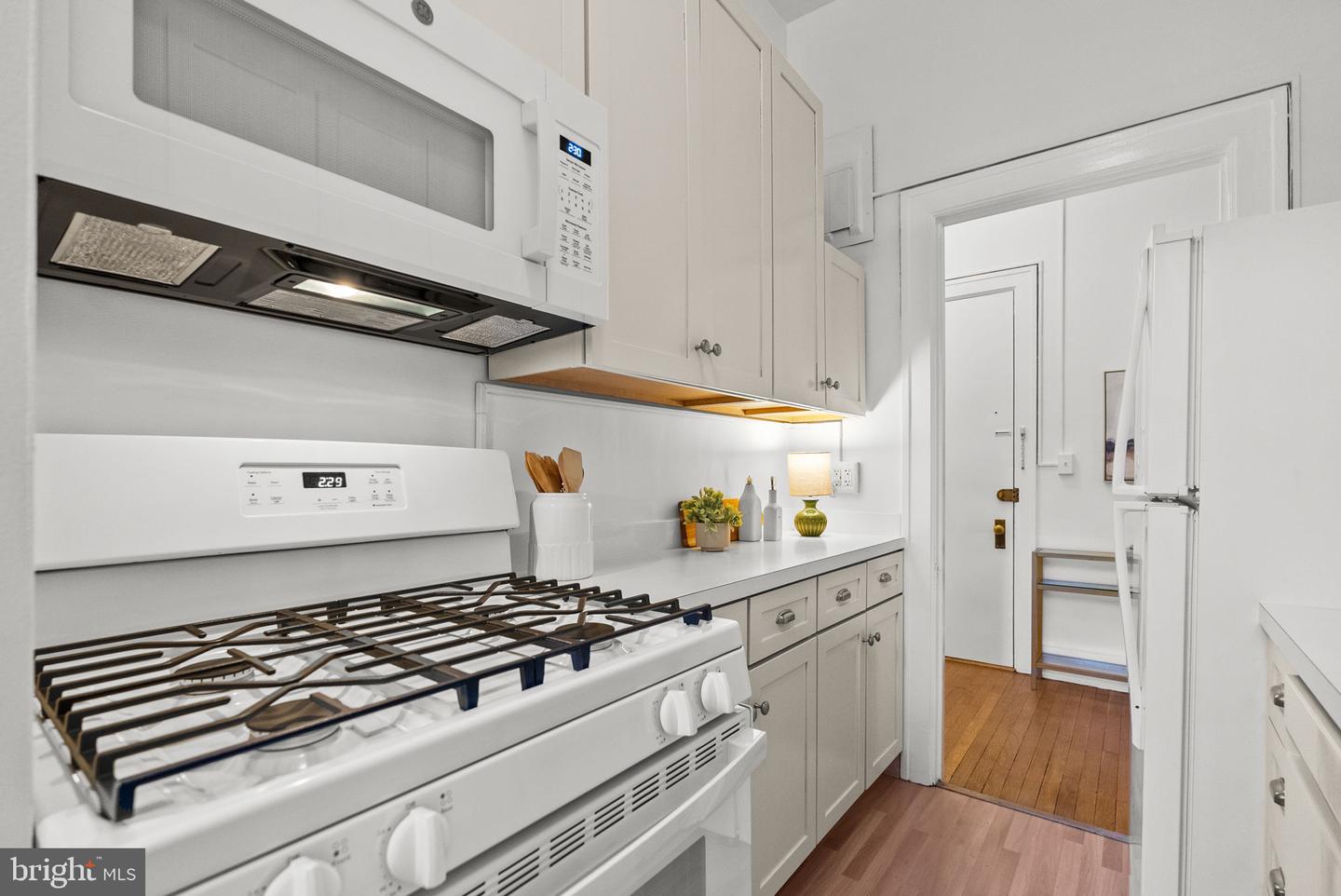 3039 MACOMB ST NW #35, WASHINGTON, District Of Columbia 20008, 1 Bedroom Bedrooms, ,1 BathroomBathrooms,Residential,For sale,3039 MACOMB ST NW #35,DCDC2228110 MLS # DCDC2228110 3039 MACOMB ST NW #35, WASHINGTON, District Of Columbia 20008, 1 Bedroom Bedrooms, ,1 BathroomBathrooms,Residential,For sale,3039 MACOMB ST NW #35,DCDC2228110 MLS # DCDC2228110