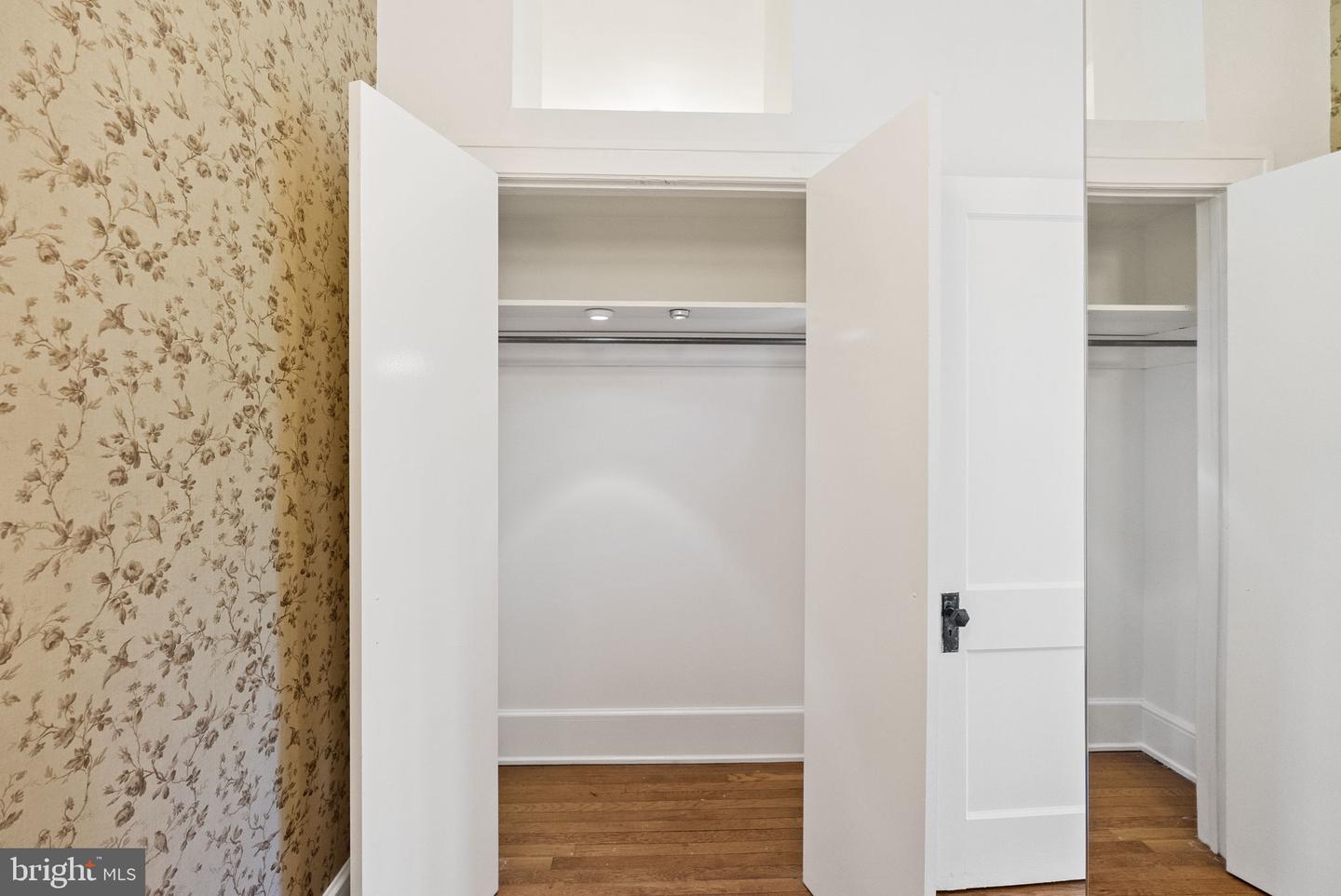 3039 MACOMB ST NW #35, WASHINGTON, District Of Columbia 20008, 1 Bedroom Bedrooms, ,1 BathroomBathrooms,Residential,For sale,3039 MACOMB ST NW #35,DCDC2228110 MLS # DCDC2228110 3039 MACOMB ST NW #35, WASHINGTON, District Of Columbia 20008, 1 Bedroom Bedrooms, ,1 BathroomBathrooms,Residential,For sale,3039 MACOMB ST NW #35,DCDC2228110 MLS # DCDC2228110