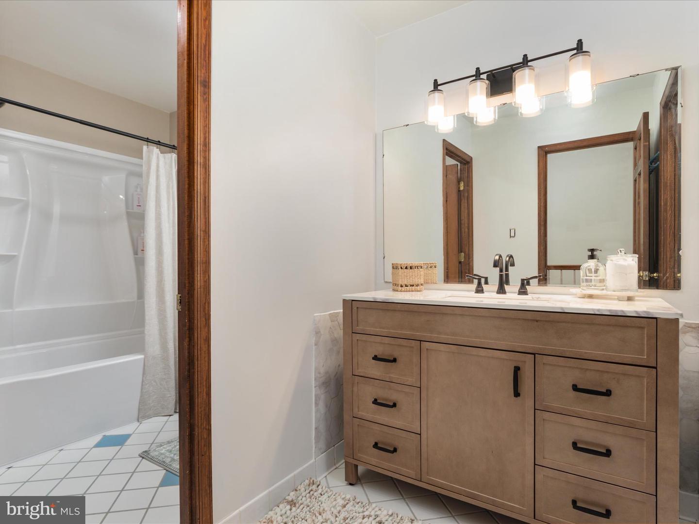 7261 BALDWIN RIDGE RD, WARRENTON, Virginia 20187, 5 Bedrooms Bedrooms, 14 Rooms Rooms,3 BathroomsBathrooms,Residential,For sale,7261 BALDWIN RIDGE RD,VAFQ2019450 MLS # VAFQ2019450
