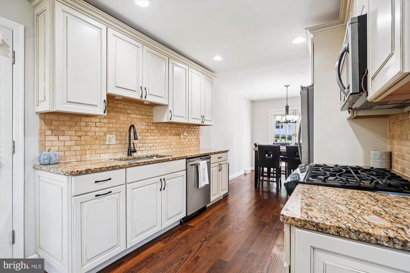 10919 SPURLOCK CT, FAIRFAX, Virginia 22032, 5 Bedrooms Bedrooms, ,3 BathroomsBathrooms,Residential,For sale,10919 SPURLOCK CT,VAFX2275392 MLS # VAFX2275392 10919 SPURLOCK CT, FAIRFAX, Virginia 22032, 5 Bedrooms Bedrooms, ,3 BathroomsBathrooms,Residential,For sale,10919 SPURLOCK CT,VAFX2275392 MLS # VAFX2275392