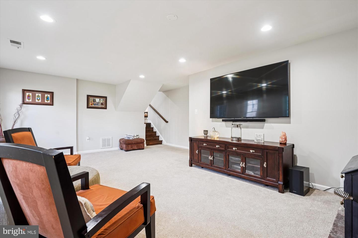 10919 SPURLOCK CT, FAIRFAX, Virginia 22032, 5 Bedrooms Bedrooms, ,3 BathroomsBathrooms,Residential,For sale,10919 SPURLOCK CT,VAFX2275392 MLS # VAFX2275392 10919 SPURLOCK CT, FAIRFAX, Virginia 22032, 5 Bedrooms Bedrooms, ,3 BathroomsBathrooms,Residential,For sale,10919 SPURLOCK CT,VAFX2275392 MLS # VAFX2275392