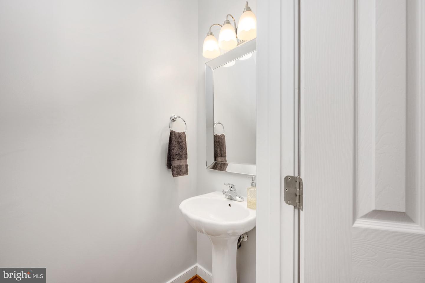 15390 UNION CHURCH RD, BEAVERDAM, Virginia 23015, 5 Bedrooms Bedrooms, ,2 BathroomsBathrooms,Residential,For sale,15390 UNION CHURCH RD,VAHA2001086 MLS # VAHA2001086 15390 UNION CHURCH RD, BEAVERDAM, Virginia 23015, 5 Bedrooms Bedrooms, ,2 BathroomsBathrooms,Residential,For sale,15390 UNION CHURCH RD,VAHA2001086 MLS # VAHA2001086
