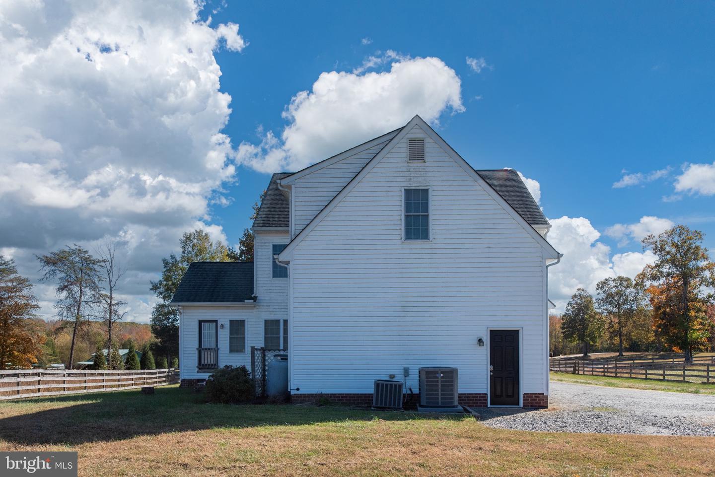 15390 UNION CHURCH RD, BEAVERDAM, Virginia 23015, 5 Bedrooms Bedrooms, ,2 BathroomsBathrooms,Residential,For sale,15390 UNION CHURCH RD,VAHA2001086 MLS # VAHA2001086 15390 UNION CHURCH RD, BEAVERDAM, Virginia 23015, 5 Bedrooms Bedrooms, ,2 BathroomsBathrooms,Residential,For sale,15390 UNION CHURCH RD,VAHA2001086 MLS # VAHA2001086