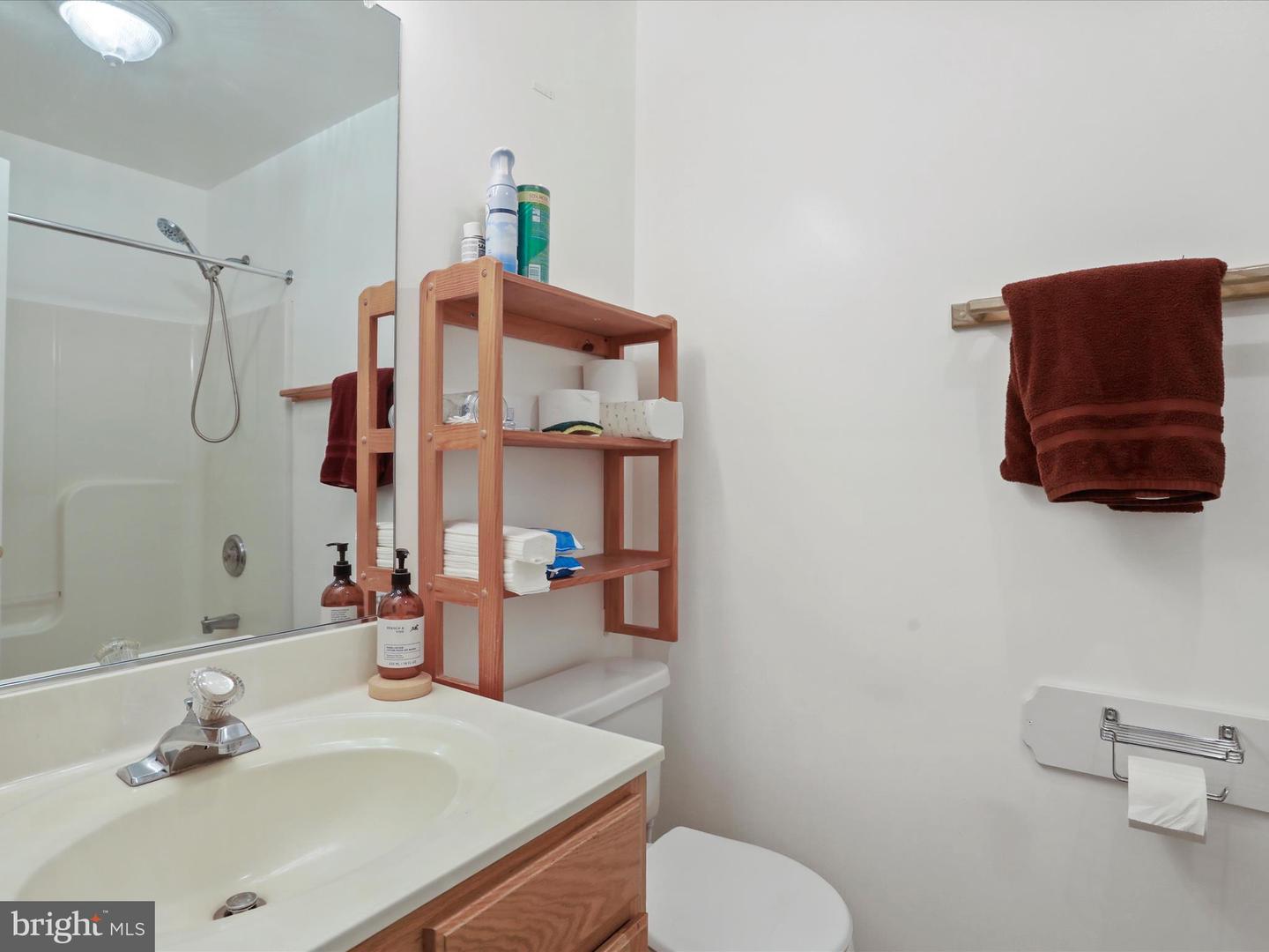 5200 WATERFORD RD, AMISSVILLE, Virginia 20106, 3 Bedrooms Bedrooms, ,2 BathroomsBathrooms,Residential,For sale,5200 WATERFORD RD,VACU2011860 MLS # VACU2011860 5200 WATERFORD RD, AMISSVILLE, Virginia 20106, 3 Bedrooms Bedrooms, ,2 BathroomsBathrooms,Residential,For sale,5200 WATERFORD RD,VACU2011860 MLS # VACU2011860