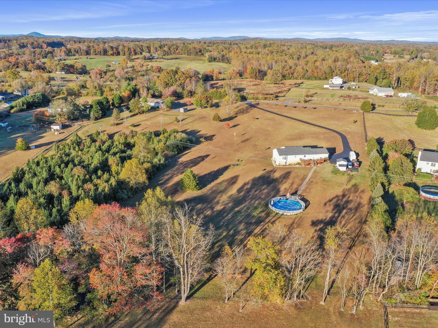 5200 WATERFORD RD, AMISSVILLE, Virginia 20106, 3 Bedrooms Bedrooms, ,2 BathroomsBathrooms,Residential,For sale,5200 WATERFORD RD,VACU2011860 MLS # VACU2011860 5200 WATERFORD RD, AMISSVILLE, Virginia 20106, 3 Bedrooms Bedrooms, ,2 BathroomsBathrooms,Residential,For sale,5200 WATERFORD RD,VACU2011860 MLS # VACU2011860