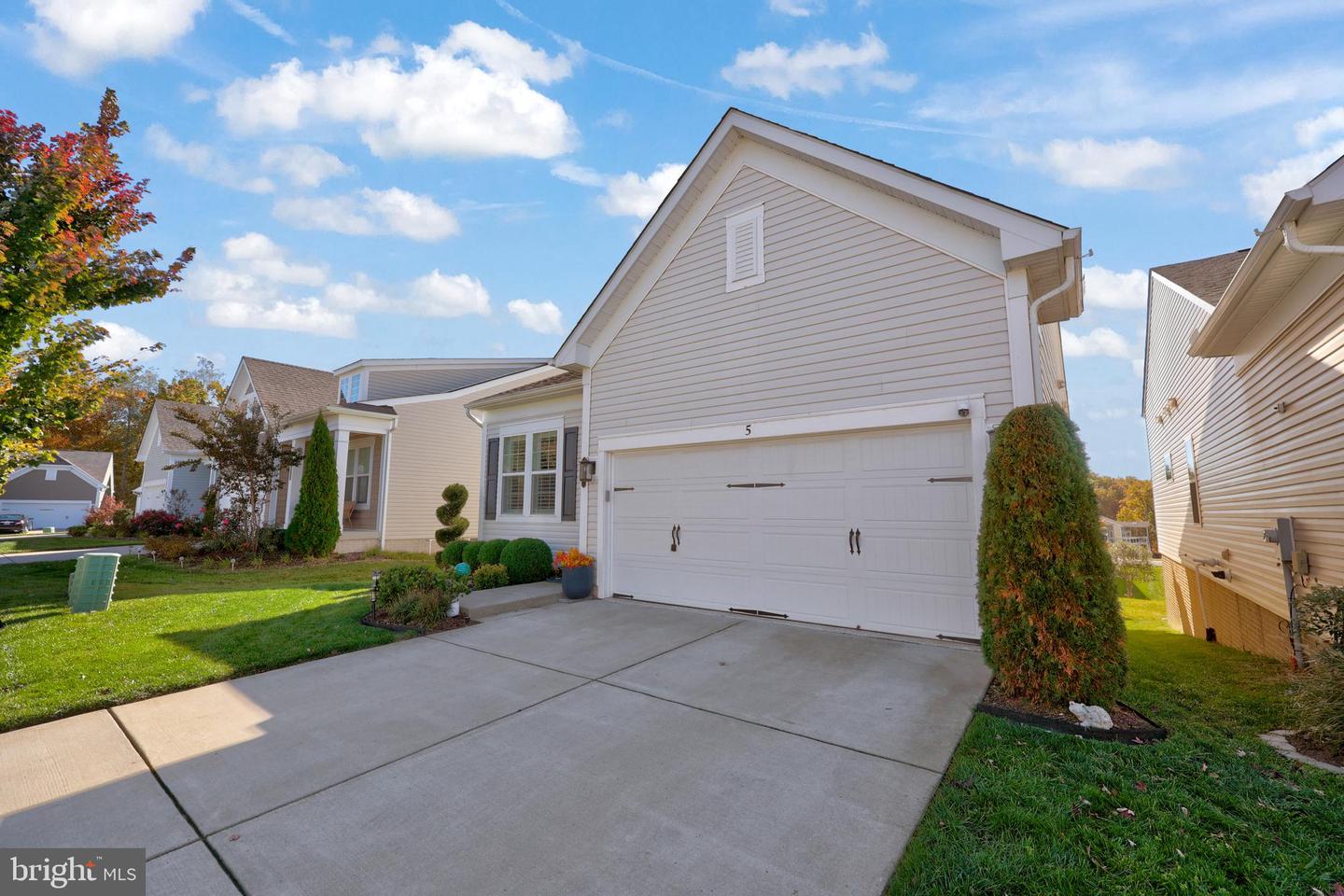 5 MONTAUK AVE, FREDERICKSBURG, Virginia 22406, 3 Bedrooms Bedrooms, ,3 BathroomsBathrooms,Residential,For sale,5 MONTAUK AVE,VAST2043688 MLS # VAST2043688 5 MONTAUK AVE, FREDERICKSBURG, Virginia 22406, 3 Bedrooms Bedrooms, ,3 BathroomsBathrooms,Residential,For sale,5 MONTAUK AVE,VAST2043688 MLS # VAST2043688