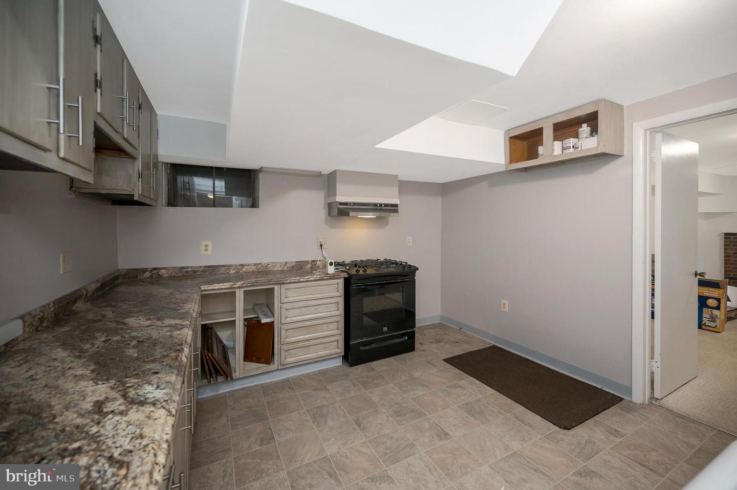 6507 BYRON AVE, SPRINGFIELD, Virginia 22150, 3 Bedrooms Bedrooms, ,3 BathroomsBathrooms,Residential,For sale,6507 BYRON AVE,VAFX2275538 MLS # VAFX2275538