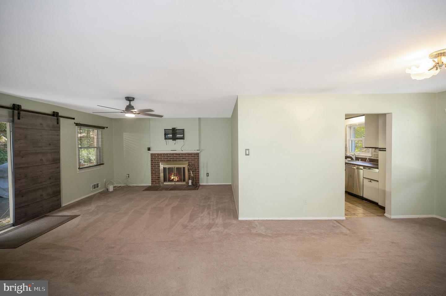 6507 BYRON AVE, SPRINGFIELD, Virginia 22150, 3 Bedrooms Bedrooms, ,3 BathroomsBathrooms,Residential,For sale,6507 BYRON AVE,VAFX2275538 MLS # VAFX2275538