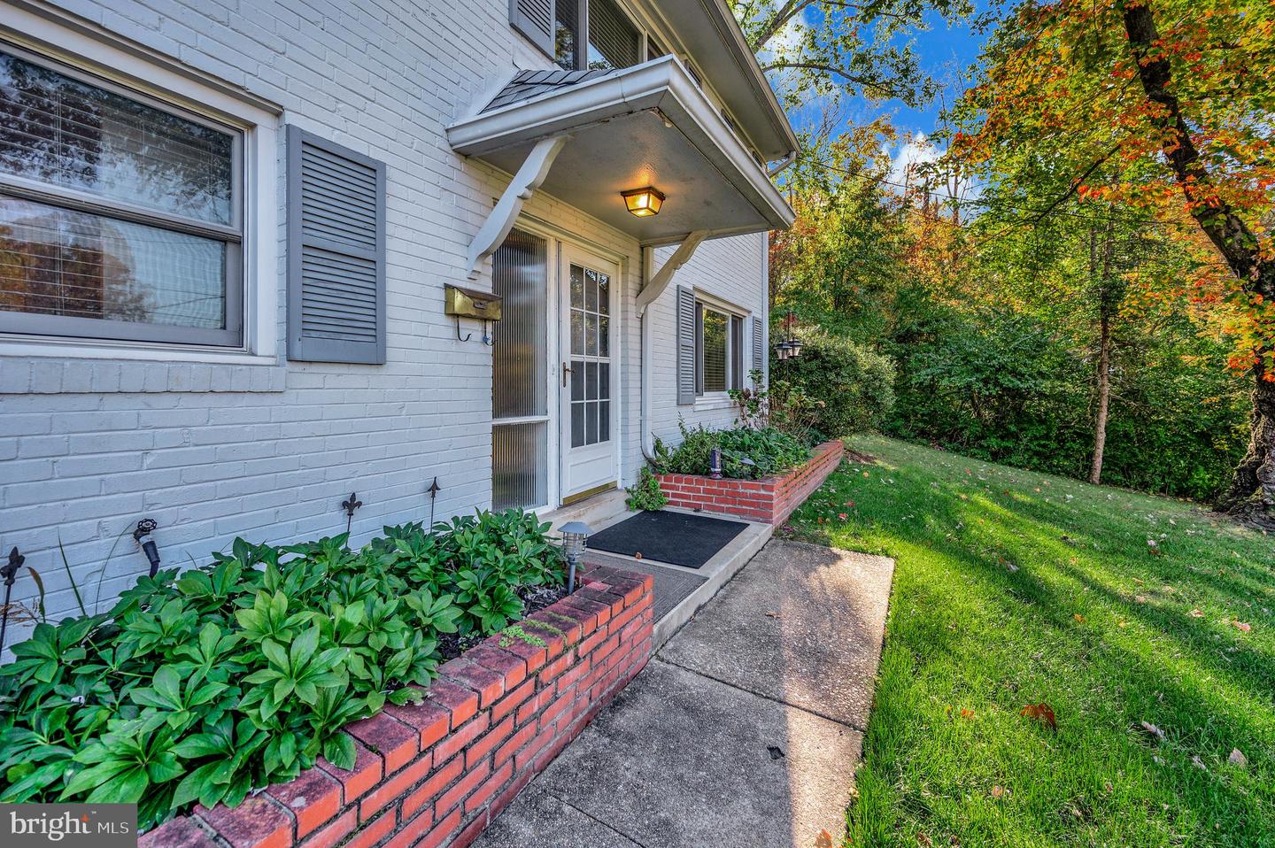 6507 BYRON AVE, SPRINGFIELD, Virginia 22150, 3 Bedrooms Bedrooms, ,3 BathroomsBathrooms,Residential,For sale,6507 BYRON AVE,VAFX2275538 MLS # VAFX2275538