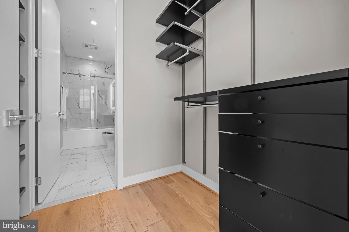 646 H ST NE #305, WASHINGTON, District Of Columbia 20002, 1 Bedroom Bedrooms, ,1 BathroomBathrooms,Residential,For sale,646 H ST NE #305,DCDC2228186 MLS # DCDC2228186 646 H ST NE #305, WASHINGTON, District Of Columbia 20002, 1 Bedroom Bedrooms, ,1 BathroomBathrooms,Residential,For sale,646 H ST NE #305,DCDC2228186 MLS # DCDC2228186